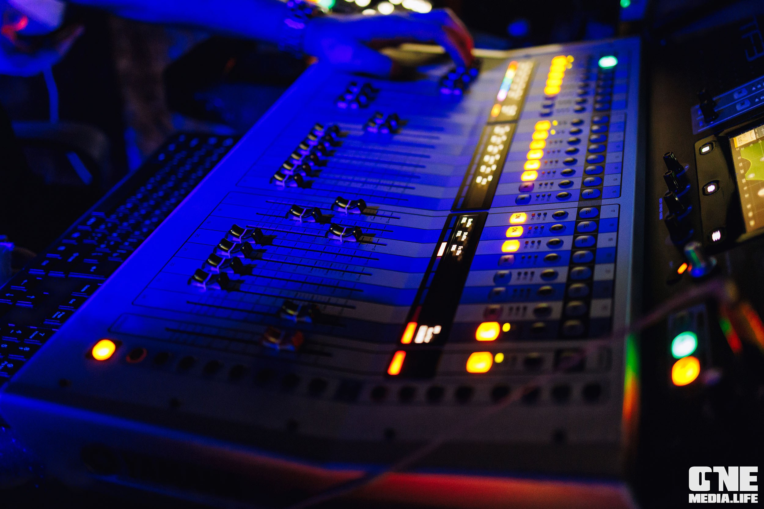 Фоторепортаж из караоке-клуба Эйфория. One Media Life: фоторепортажи, фотоотчеты с мероприятий и заведений