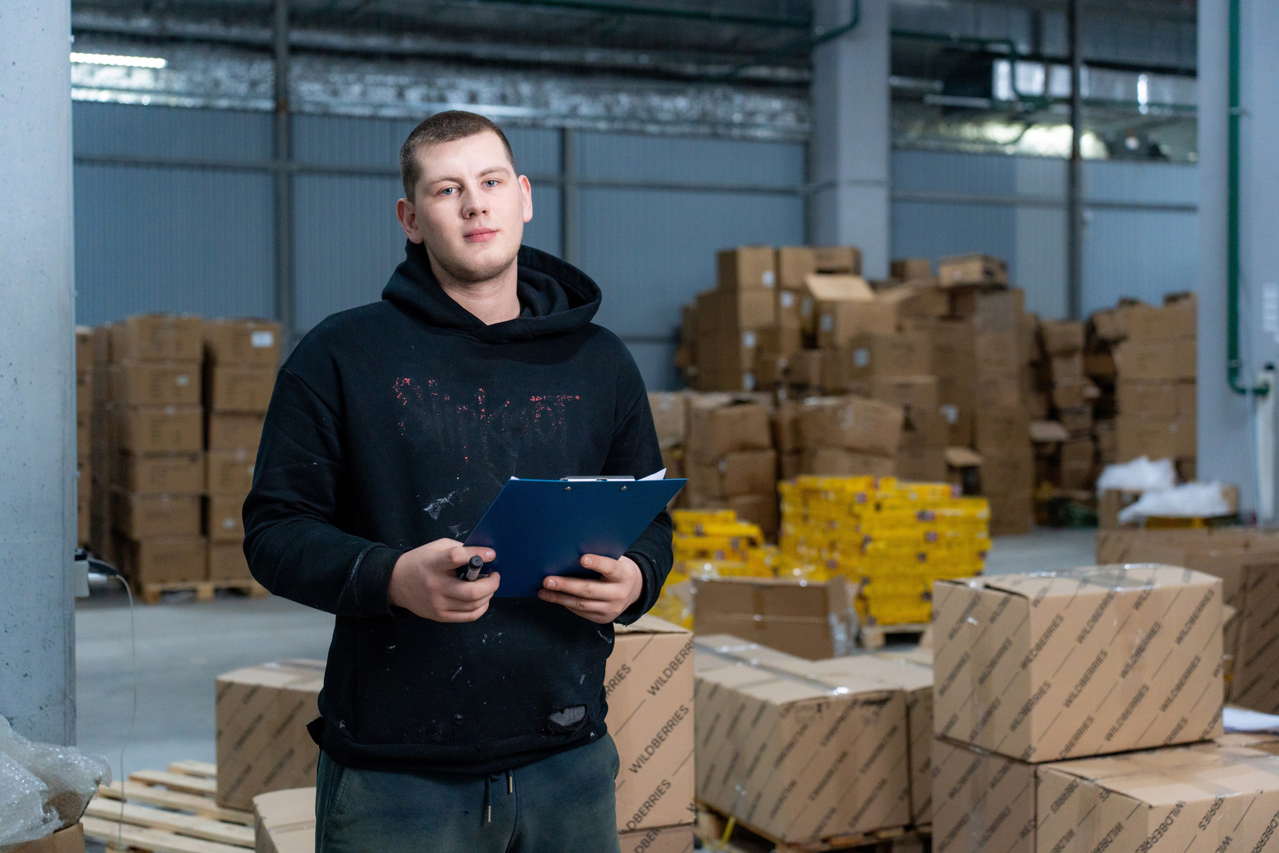 Фотосессия на складе фулфилмента в Фудсити, фотосъемка на складе