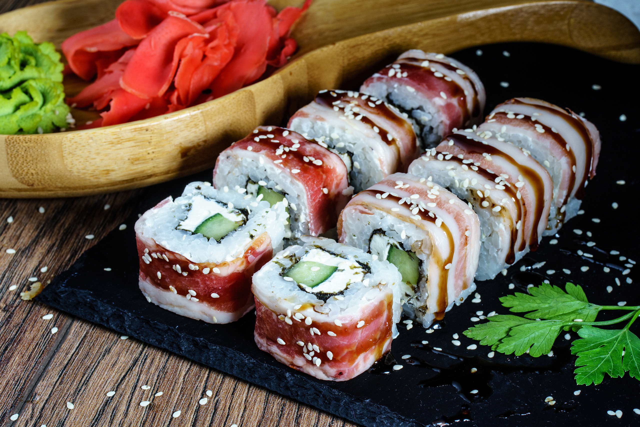 Фотограф суши в СПб. Предметный и фуд фотограф Санкт-Петербурга Сергей