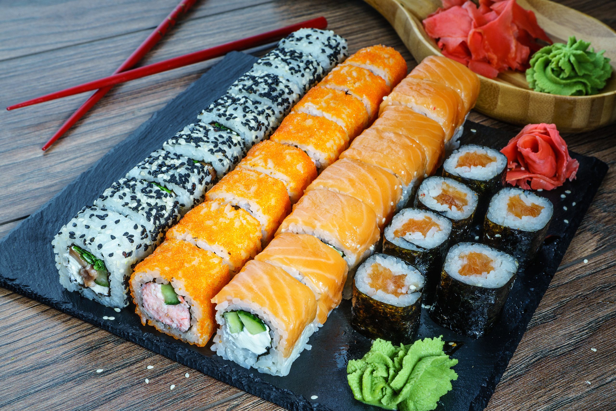 Фотограф суши в СПб. Предметный и фуд фотограф Санкт-Петербурга Сергей