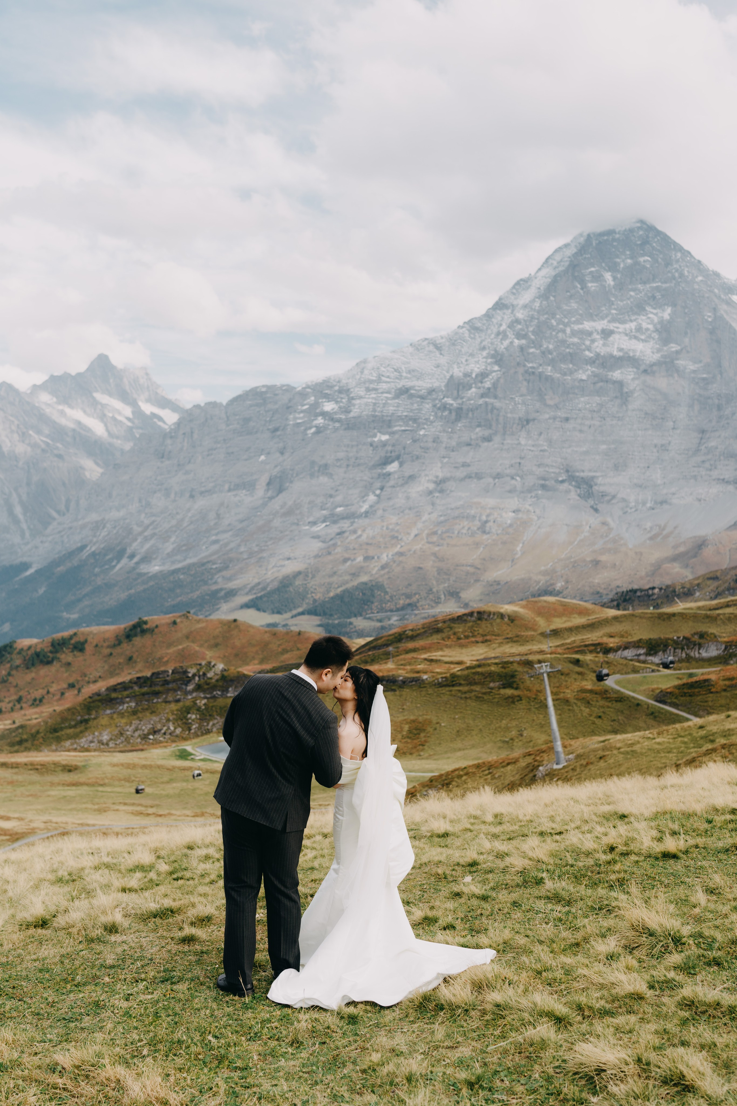 Wedding Photography elopement in Switzerland Europe. Professional Wedding Photographer Geneva & Romande Switzerland | Tanya Creator