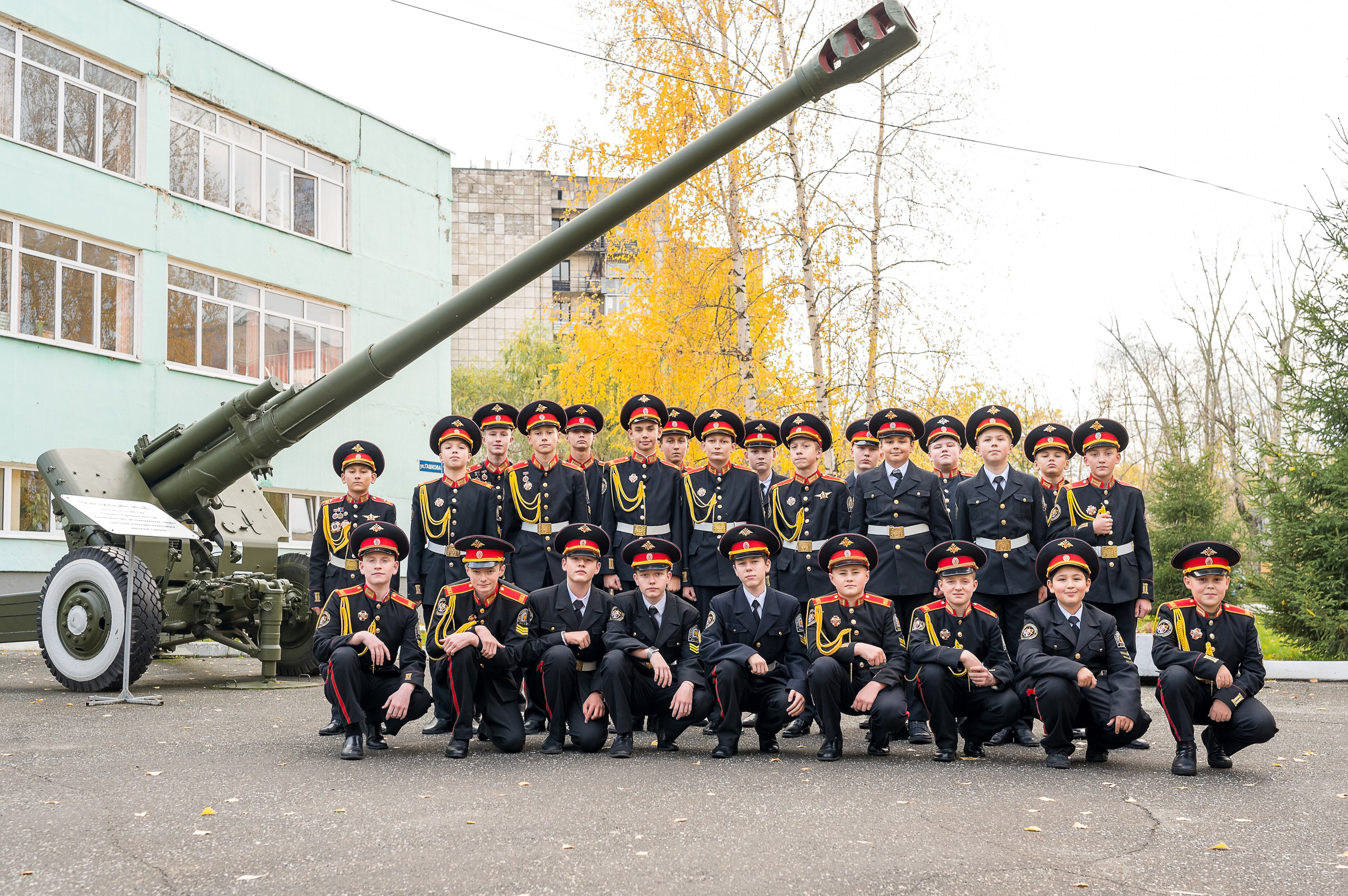 Старшая школа. Выпускные альбомы в Перми