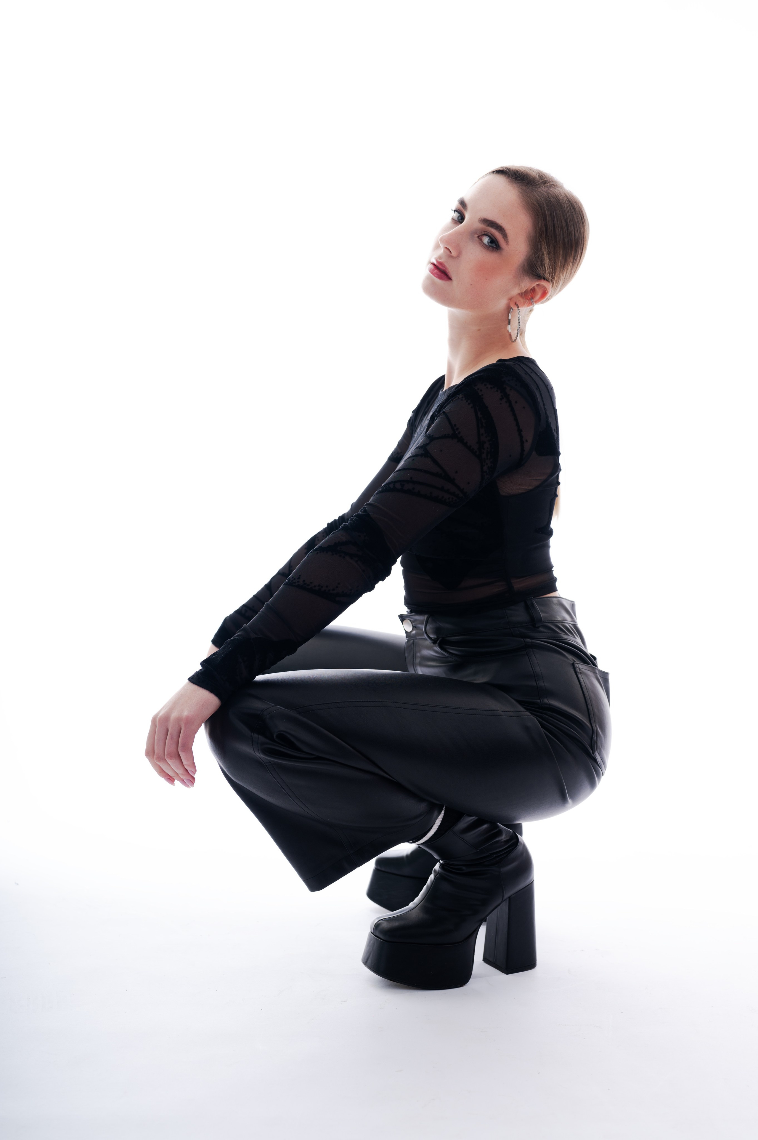 Photographer Yulia Lushnikova, Based in Valencia