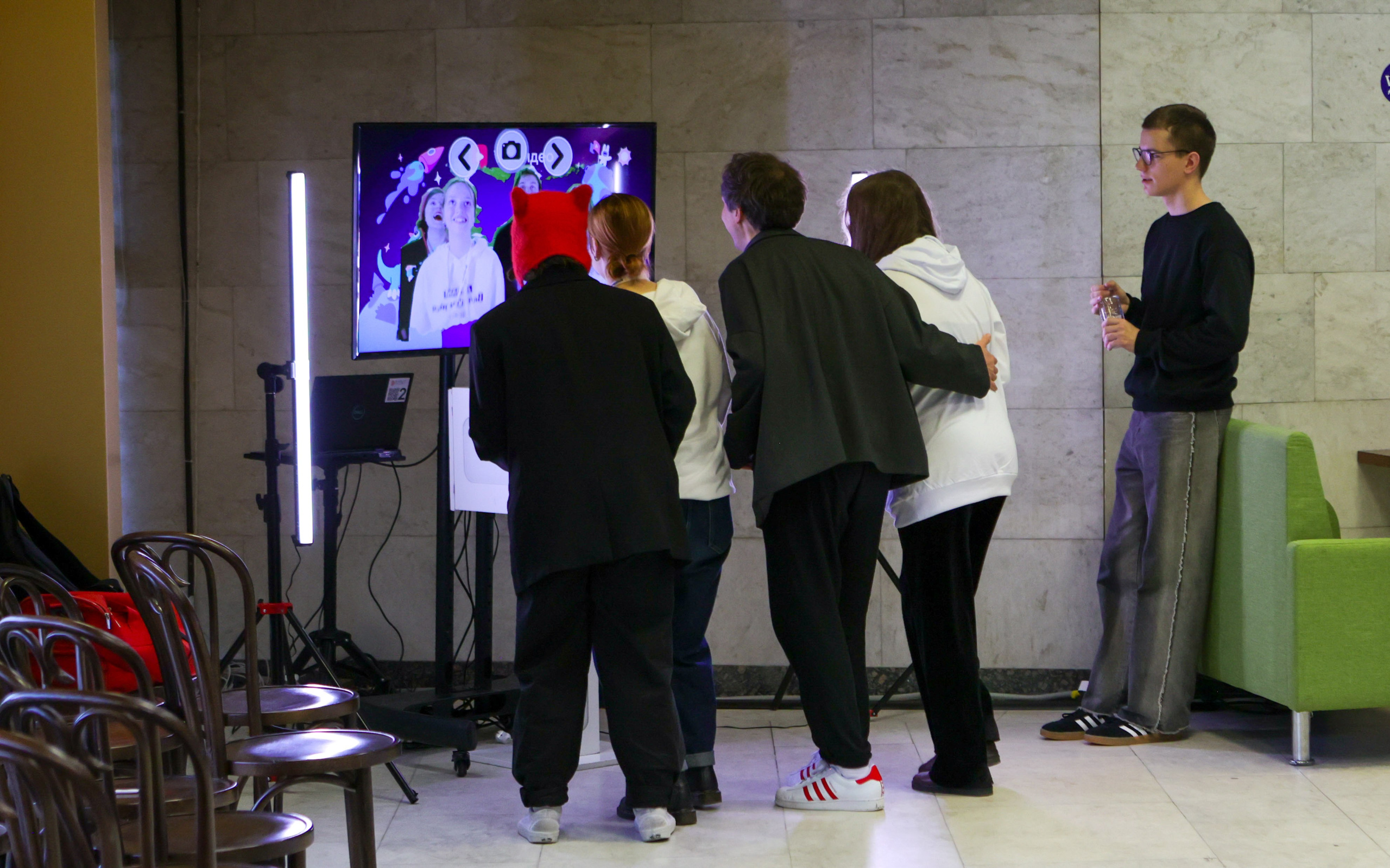 Фестиваль детских медиа «Включайся!». Выпускные альбомы и школьный фотограф в Подольске, Троицке, Щербинке, Москве и Московской области