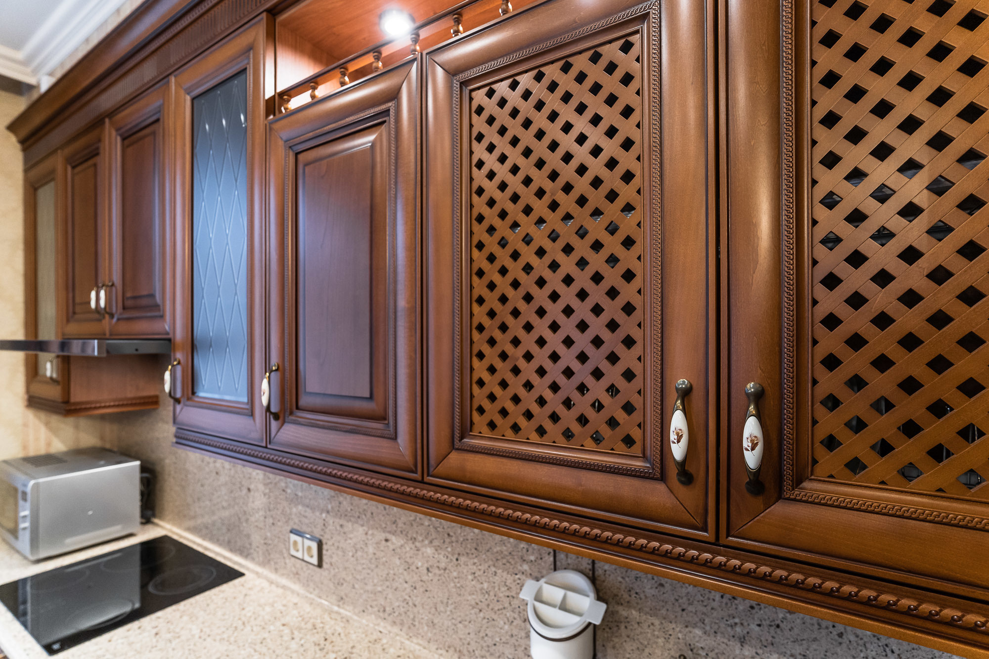 Кухня для интерьер-студии «Нева». Святослав Буньков | фотограф