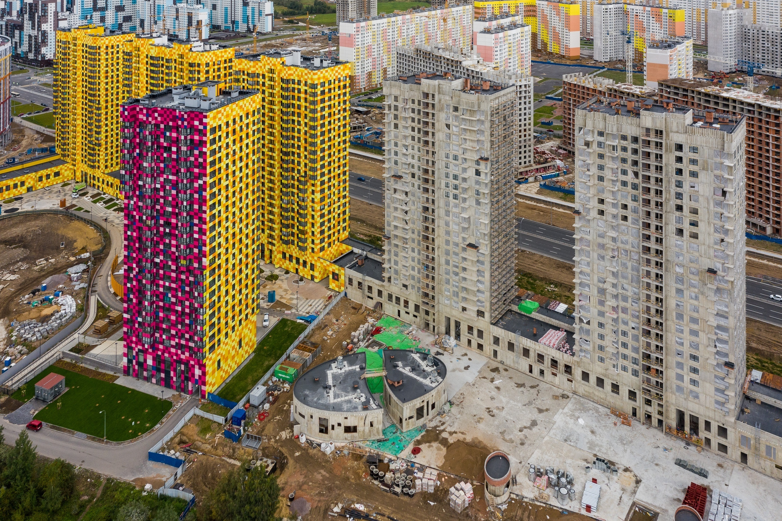 LEGENDA Intelligent Development. Святослав Буньков | фотограф