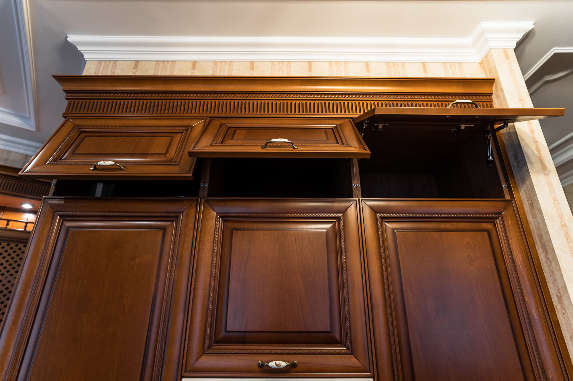 Кухня для интерьер-студии «Нева». Святослав Буньков | фотограф