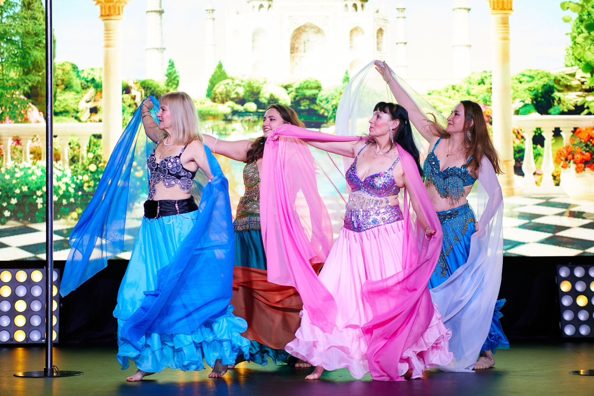 Анонс фоторепортажа с Концерта Грация. POLE DANCE. Photographer for business Mikhail Semenov. Aqua photo studio, photo school