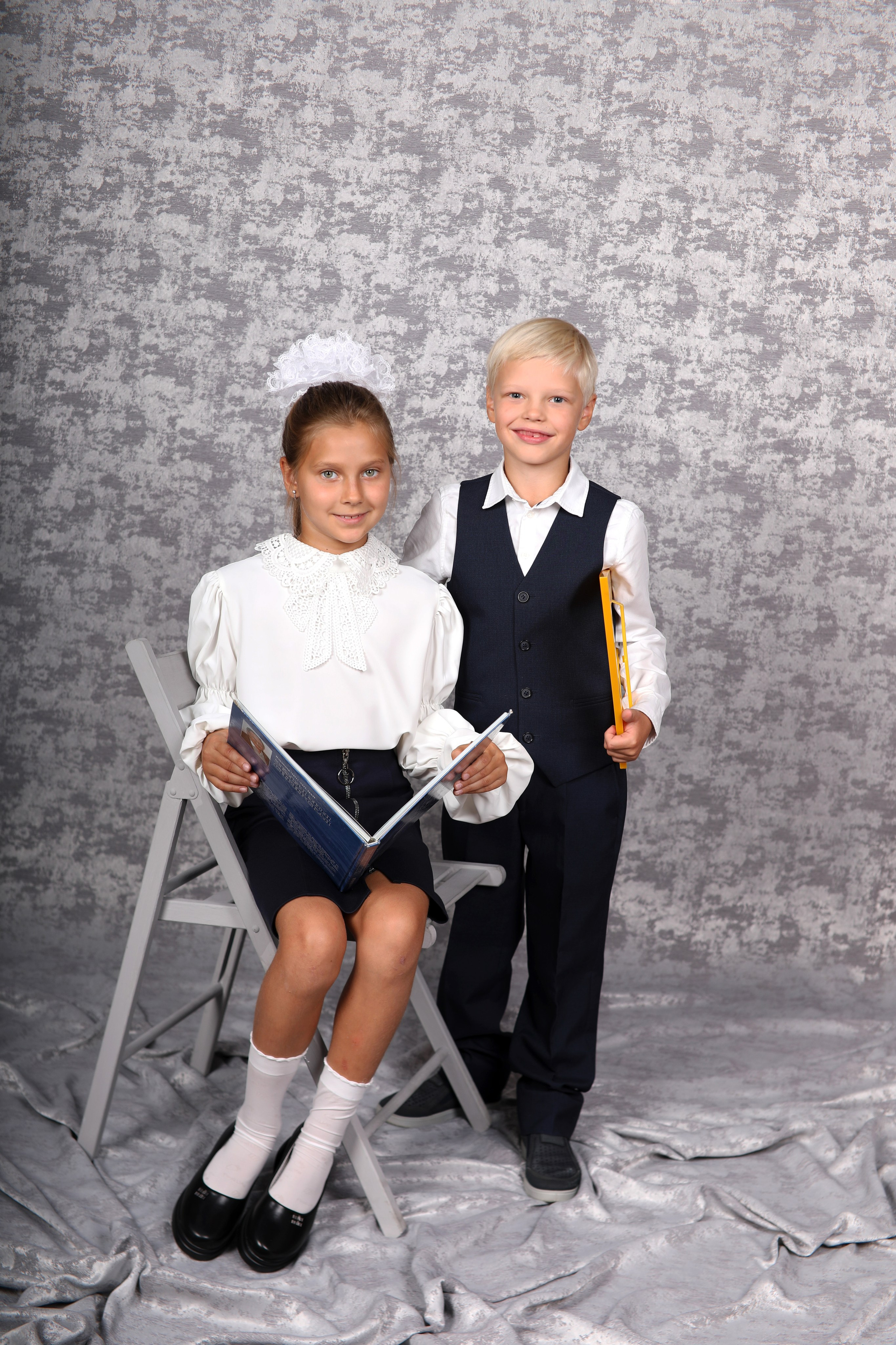 Выпускные альбомы в Красноярске. Студия Колибри