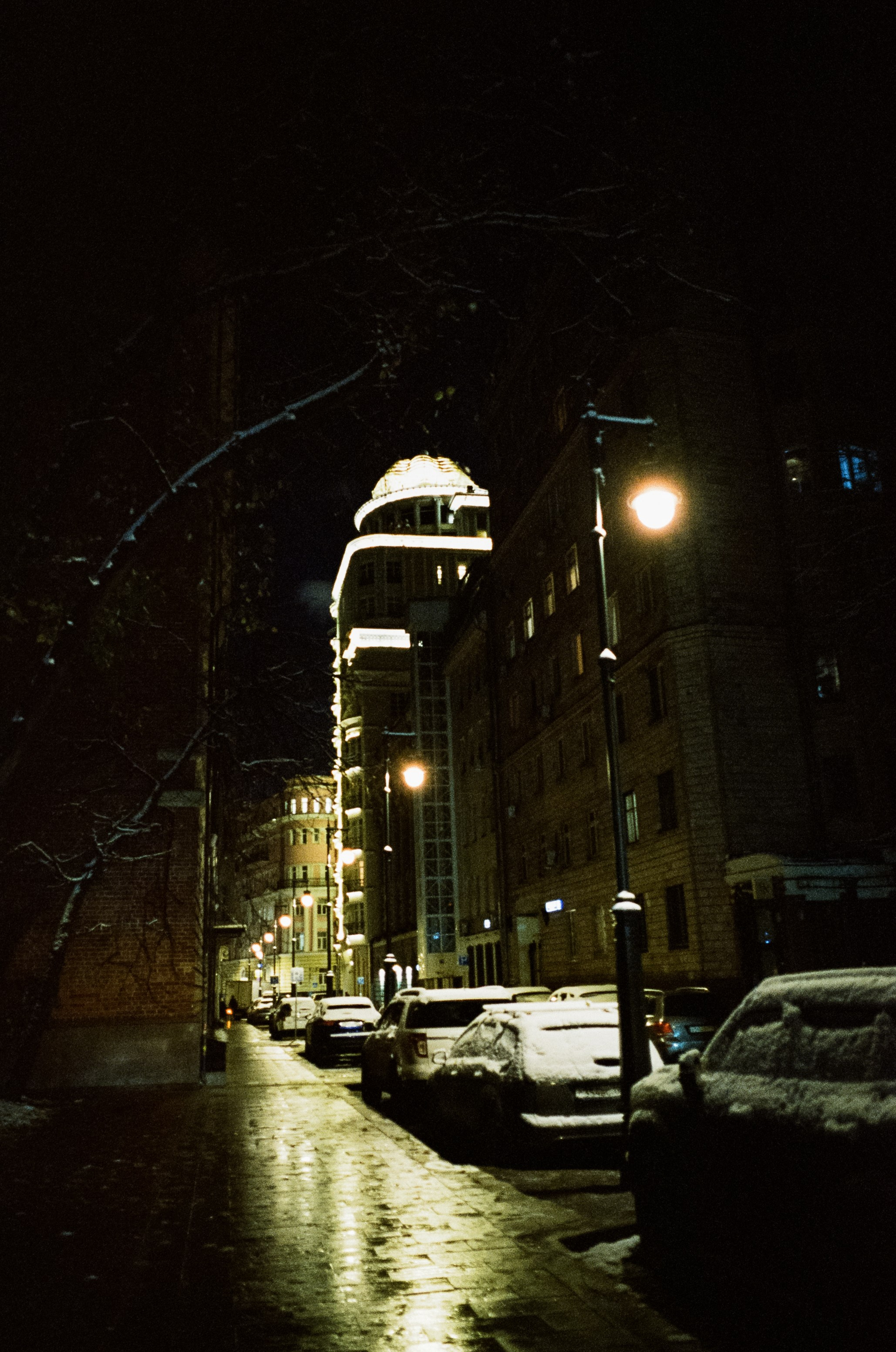 Выставочное пространство Cube.Moscow / SFL 500T