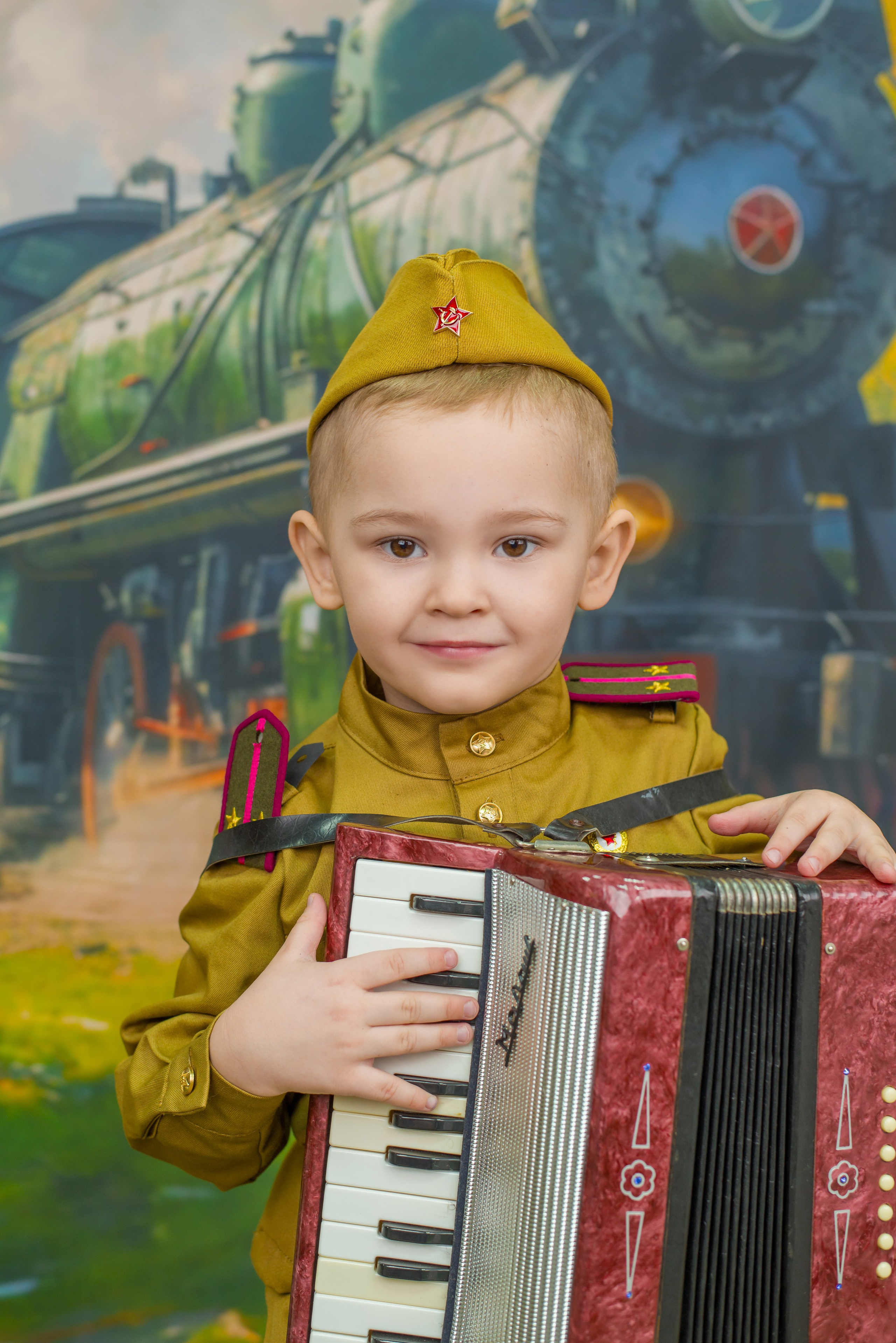 9 мая. Фотосессия для детей и выпускников | Mega Foto — Сургут
