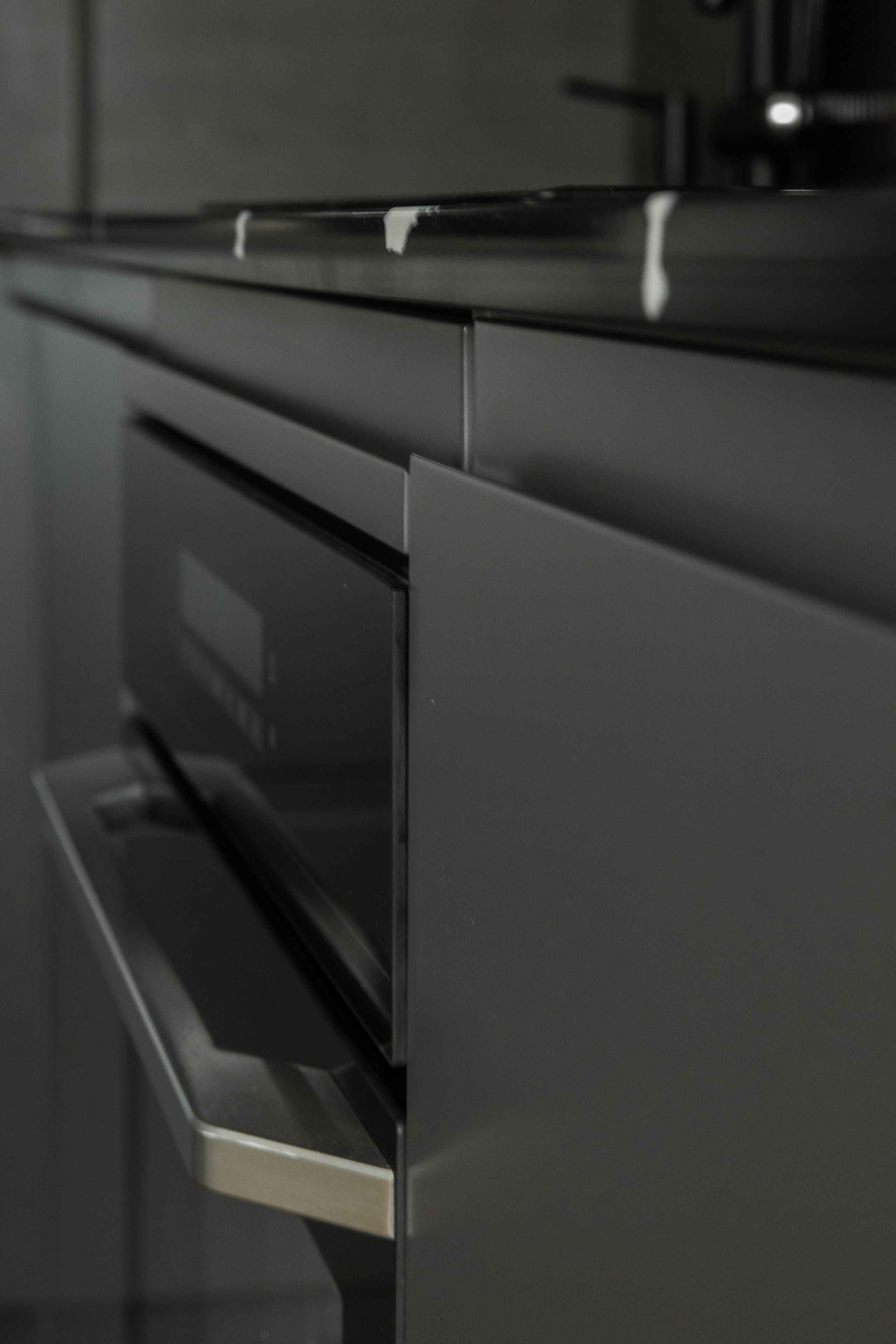 «Левобережный» Кандинского 5 | Кухня. ГУДРУМ — Мебель на заказ в Томске | Кухни | Шкафы | Стулья и Столы