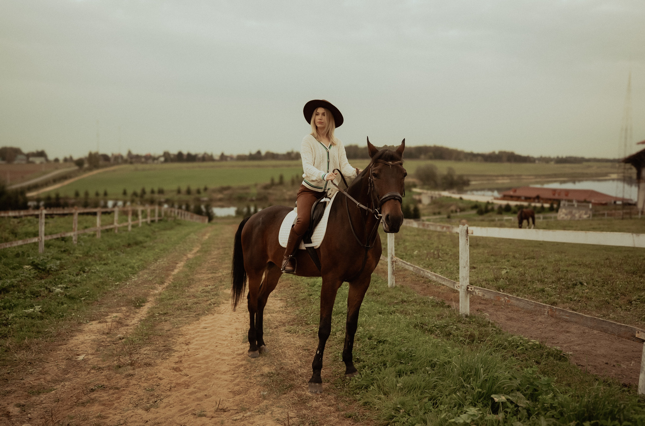 Элегия в седле 📸+🎬. Видеограф / Фотограф  — Яна Спащанская