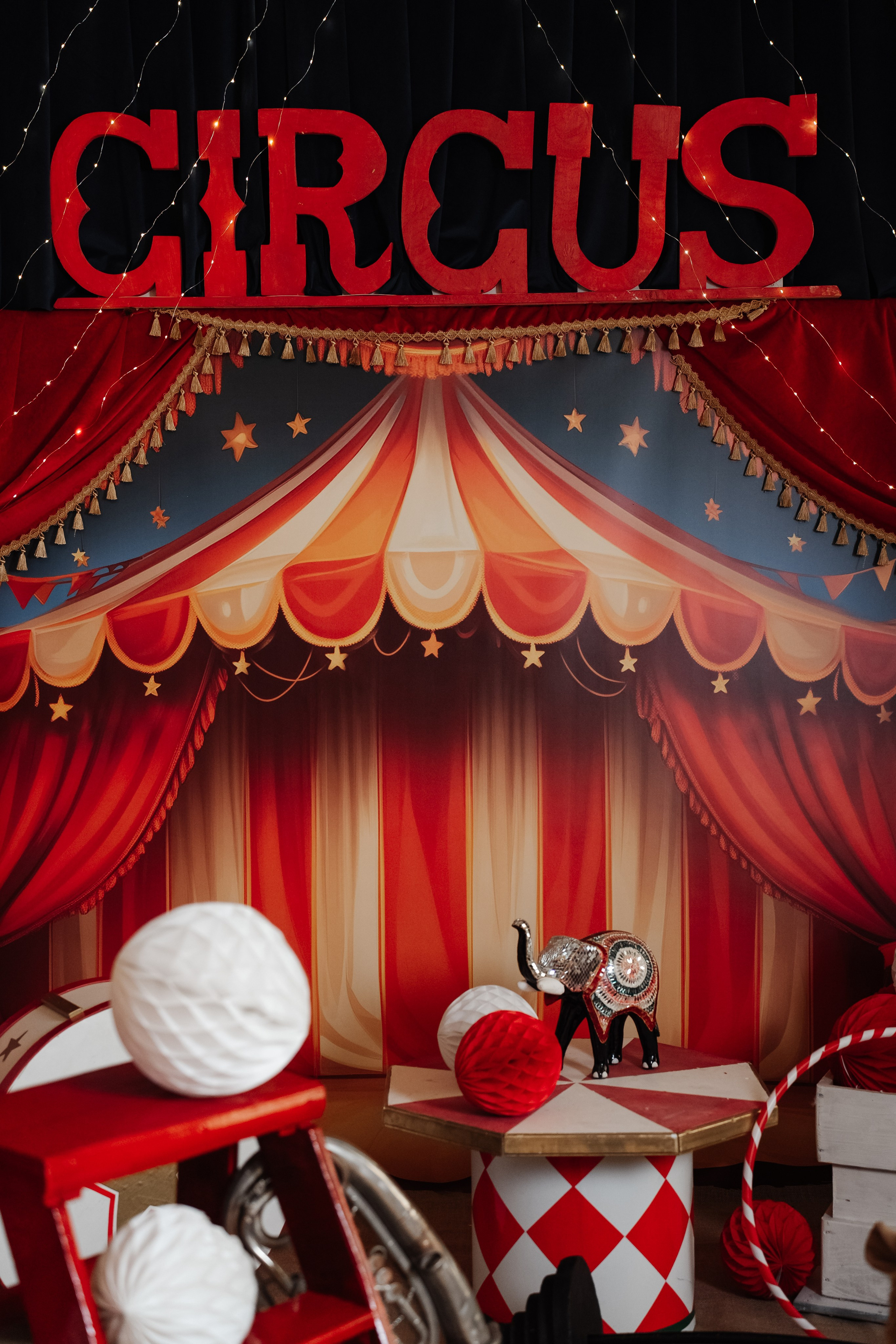 Фотостудия в центре СОЧИ, рядом с ТЦ МореМолл, все для фото и видео. Семейный фотограф в Сочи Лара Salut