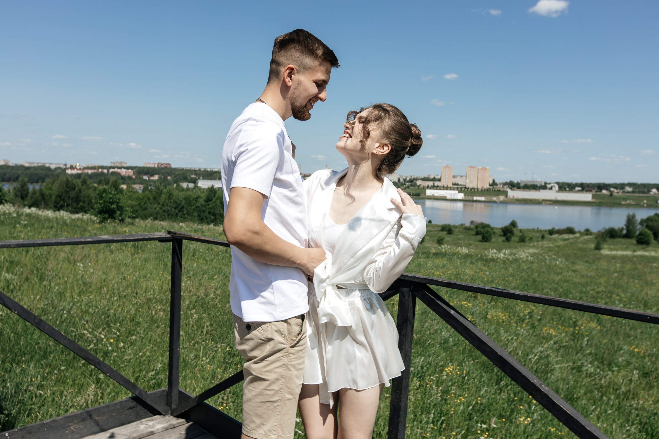 А & Ю | Камерная свадьба под открытым небом. Свадебный фотограф Настя Шелл г. Череповец