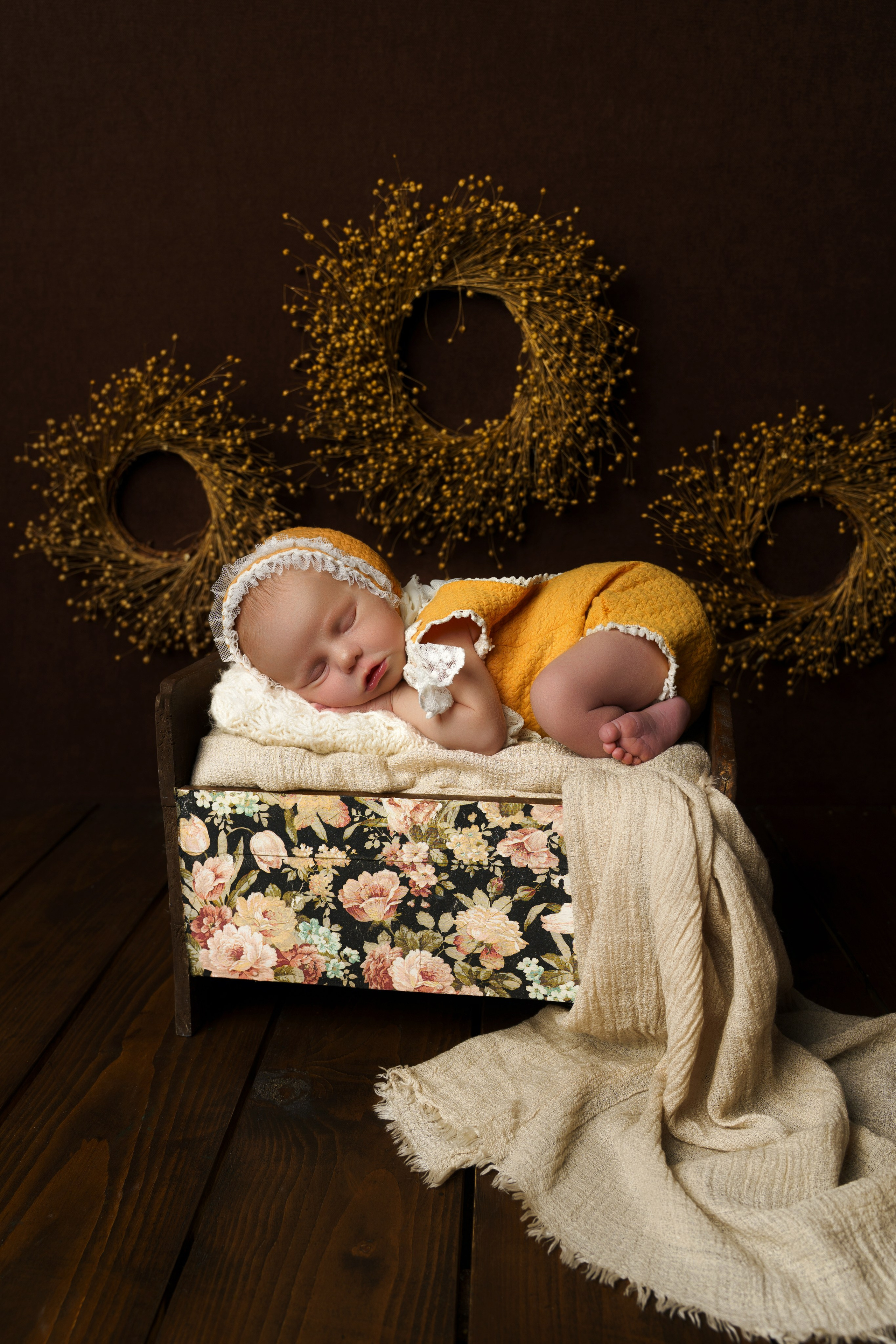 Фотосессия новорожденного (newborn). Фотограф новорожденных, детей до года и беременных в Симферополе