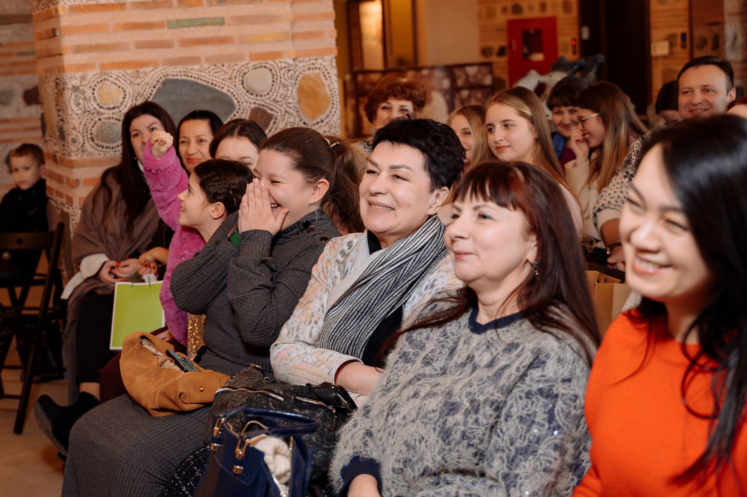 ФАН встреча участников проекта FACTOR.BY: Ибрагима Карасова и Шамхала Хачатуряна. Фотограф Беларусь — Ольга Шаповалова (Жардецкая)