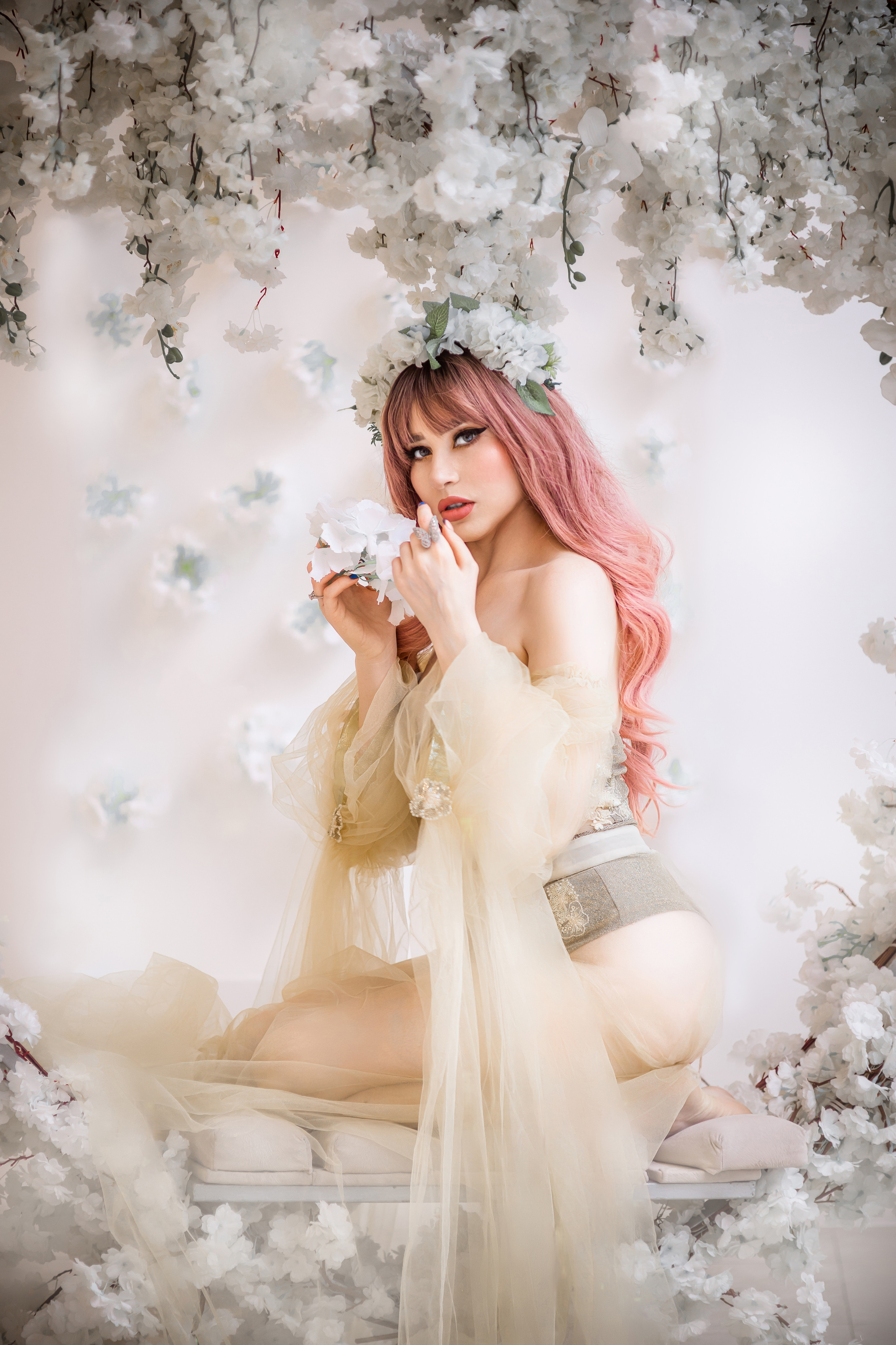 Фотосессии в цветении Москва, цветение 2023, фотограф в цветении. Сказочный фотограф в русском стиле в Москве Ангелина Старцева | Русский сказки|Фотосесессия в Азиатском стиле