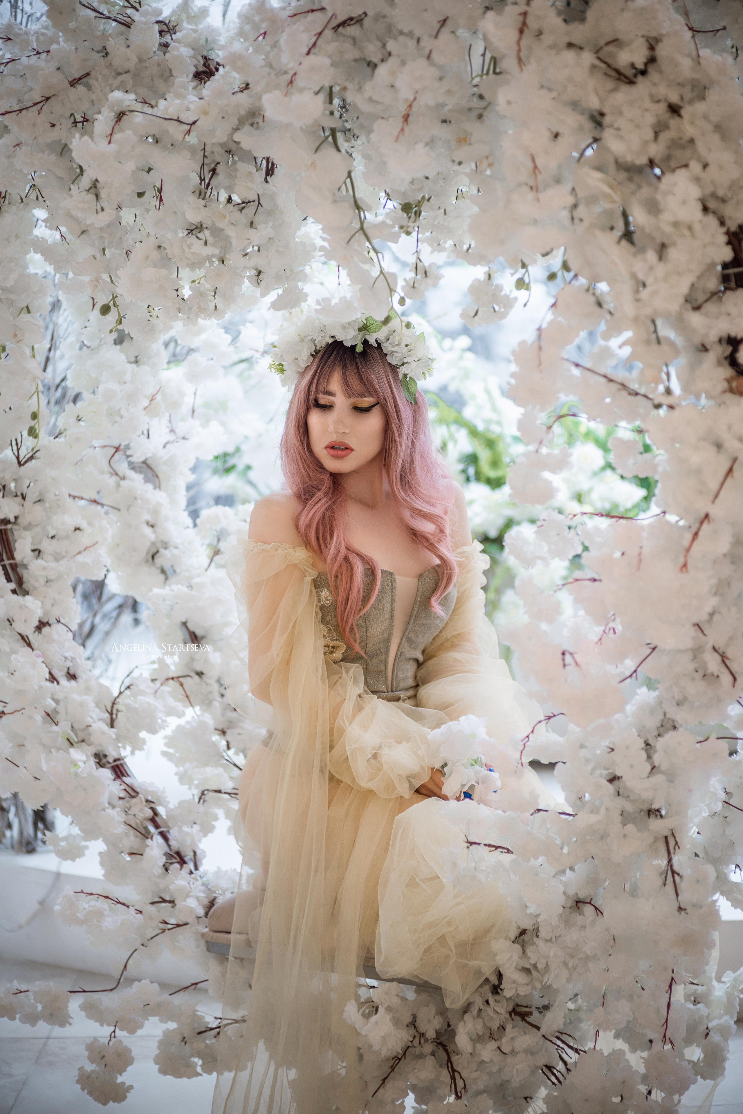 Фотосессии в цветении Москва, цветение 2023, фотограф в цветении. Сказочный фотограф в русском стиле в Москве Ангелина Старцева | Русский сказки|Фотосесессия в Азиатском стиле