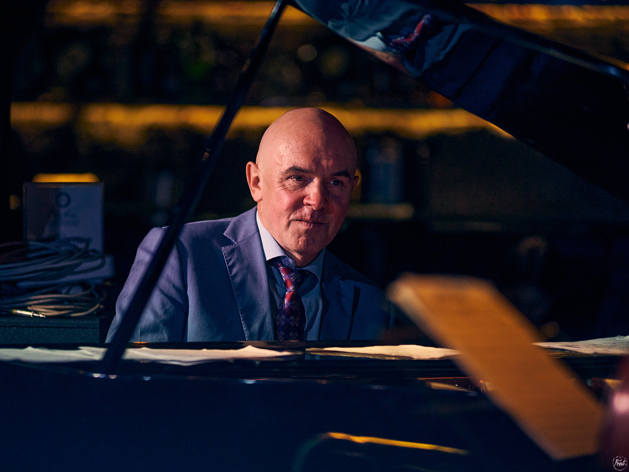 Концерт турецкой певицы Сибель Кёсе в джаз-клубе EverJazz. Фотографии отовсюду и обо всем