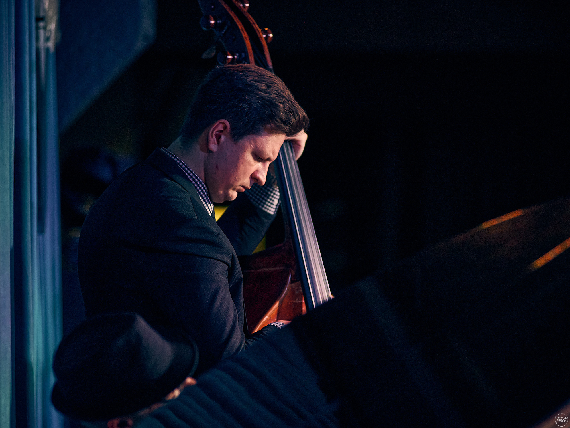 Концерт турецкой певицы Сибель Кёсе в джаз-клубе EverJazz. Фотографии отовсюду и обо всем