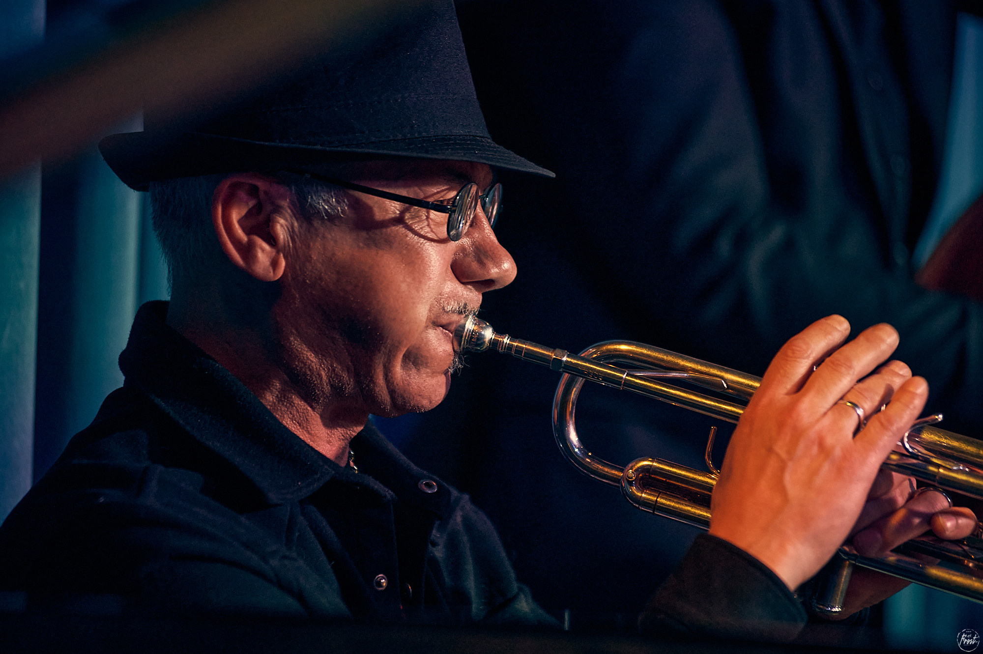 Концерт турецкой певицы Сибель Кёсе в джаз-клубе EverJazz. Фотографии отовсюду и обо всем