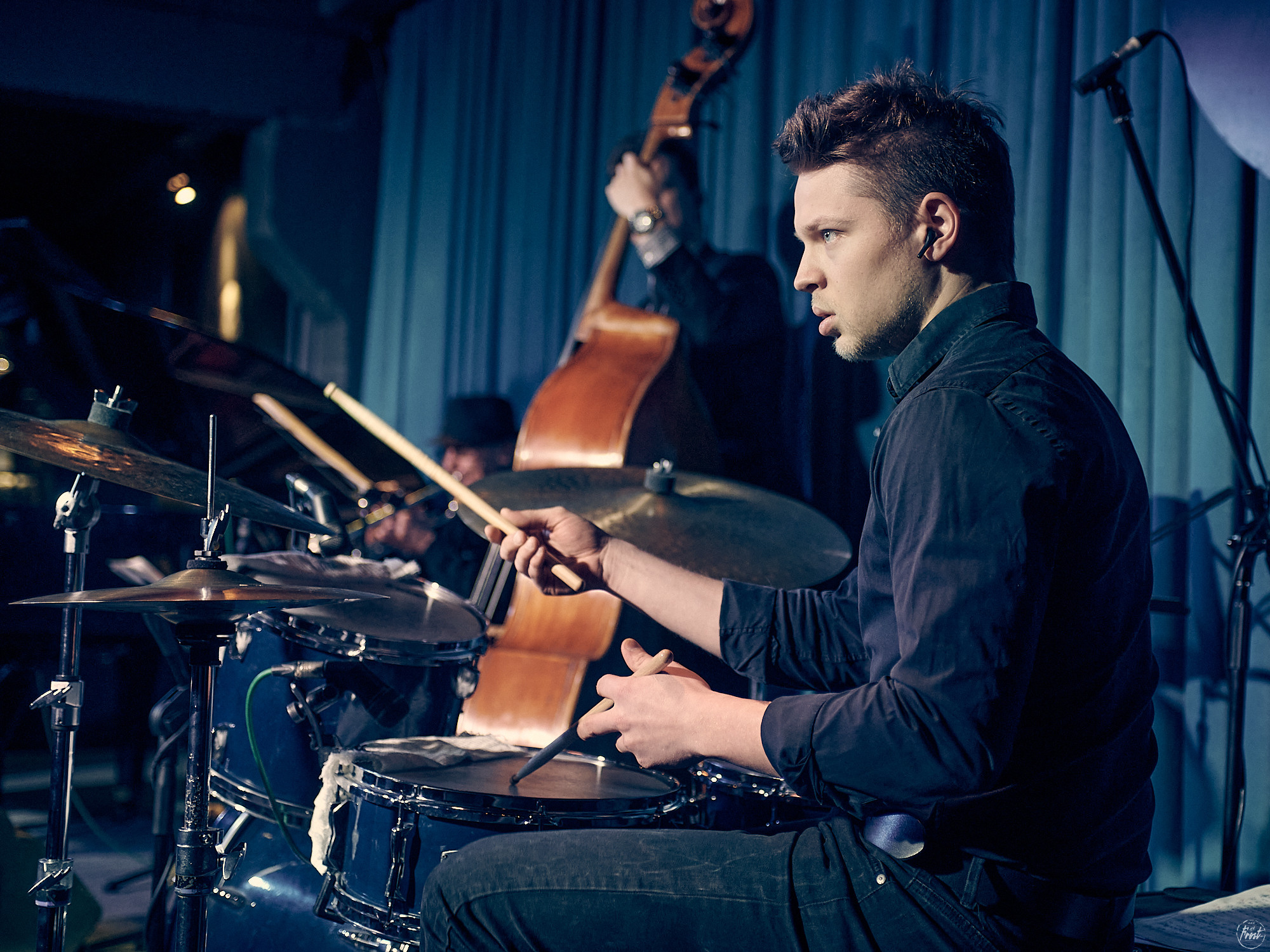 Концерт турецкой певицы Сибель Кёсе в джаз-клубе EverJazz. Фотографии отовсюду и обо всем