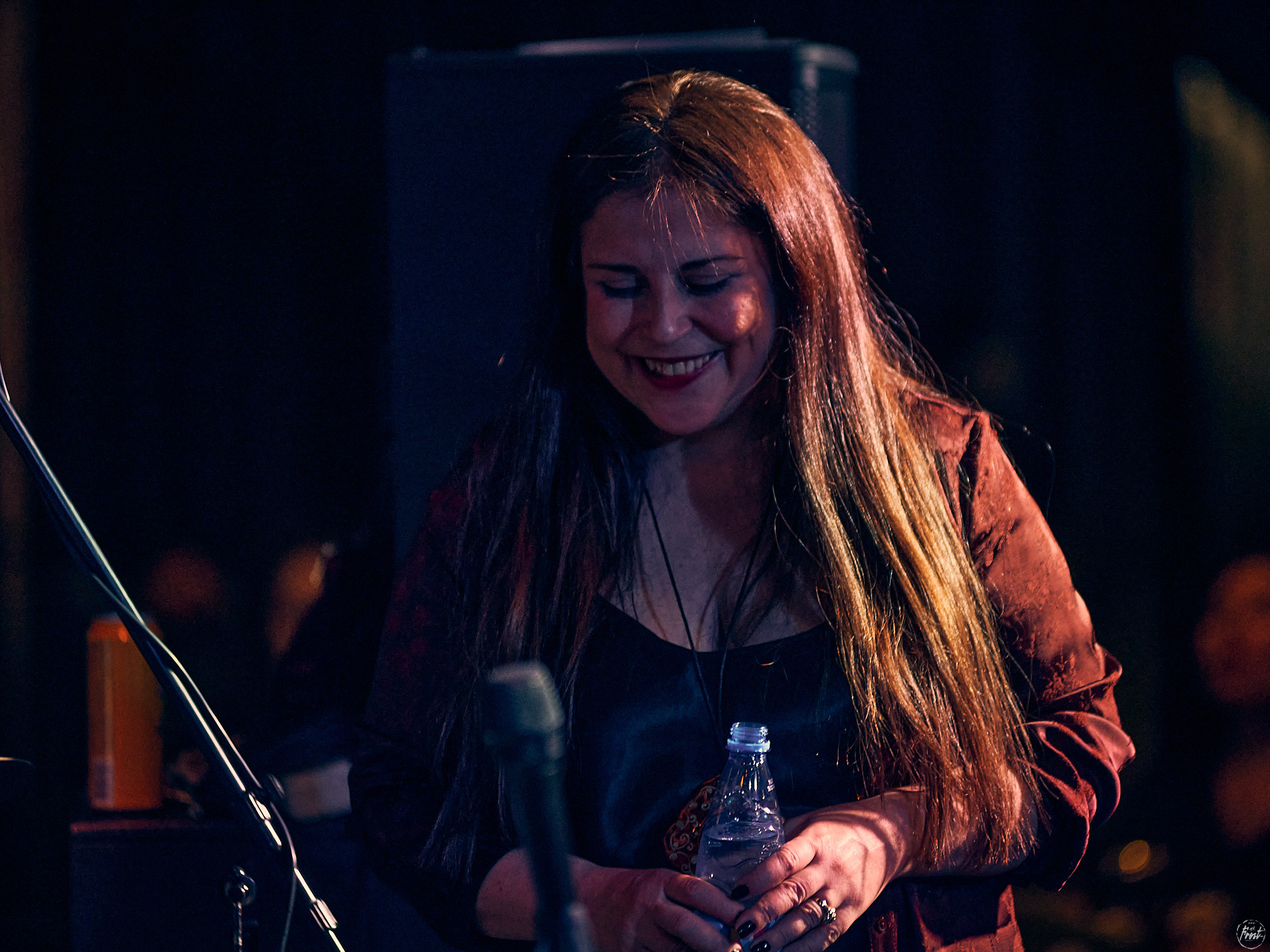 Концерт турецкой певицы Сибель Кёсе в джаз-клубе EverJazz. Фотографии отовсюду и обо всем