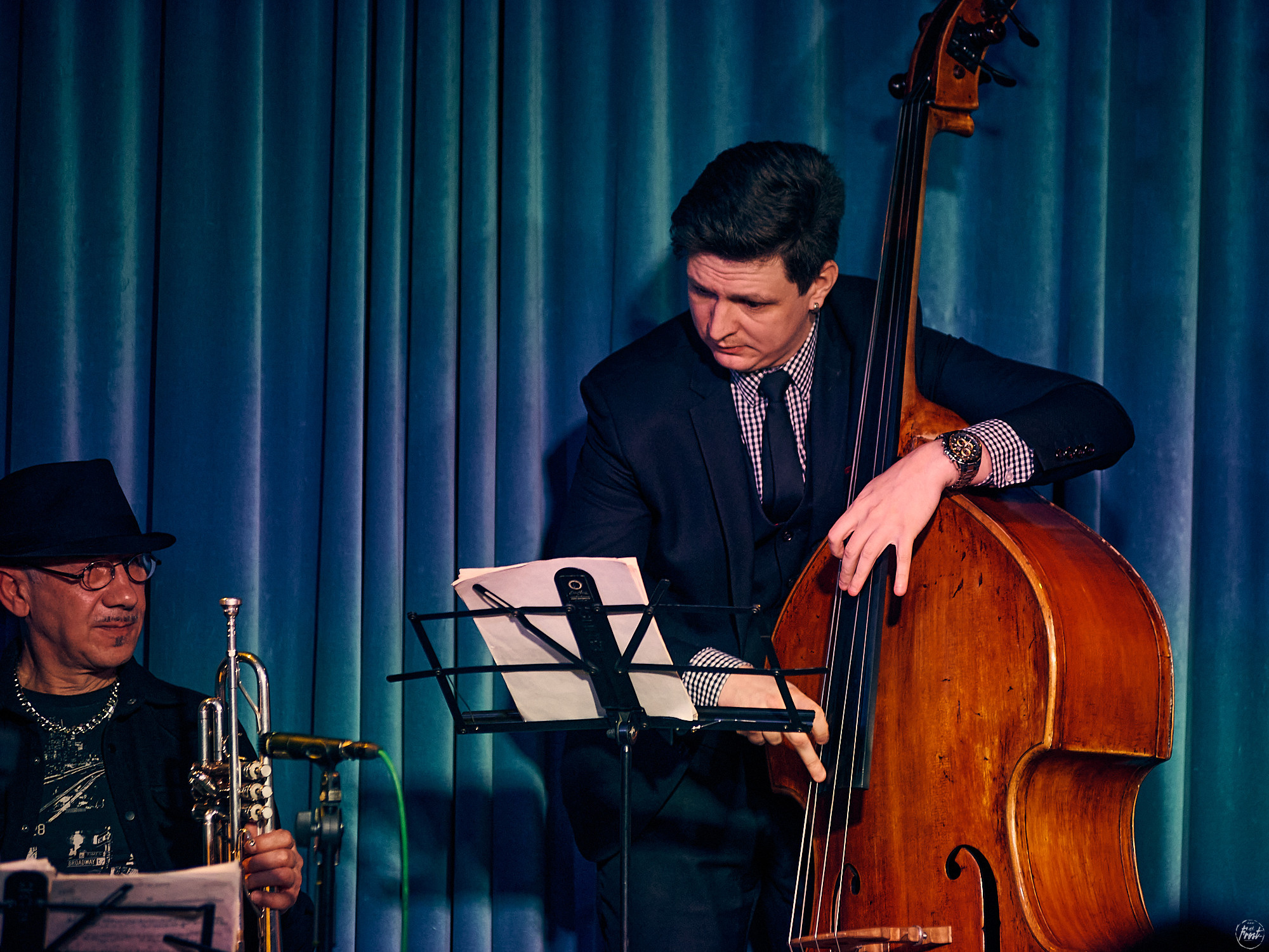 Концерт турецкой певицы Сибель Кёсе в джаз-клубе EverJazz. Фотографии отовсюду и обо всем