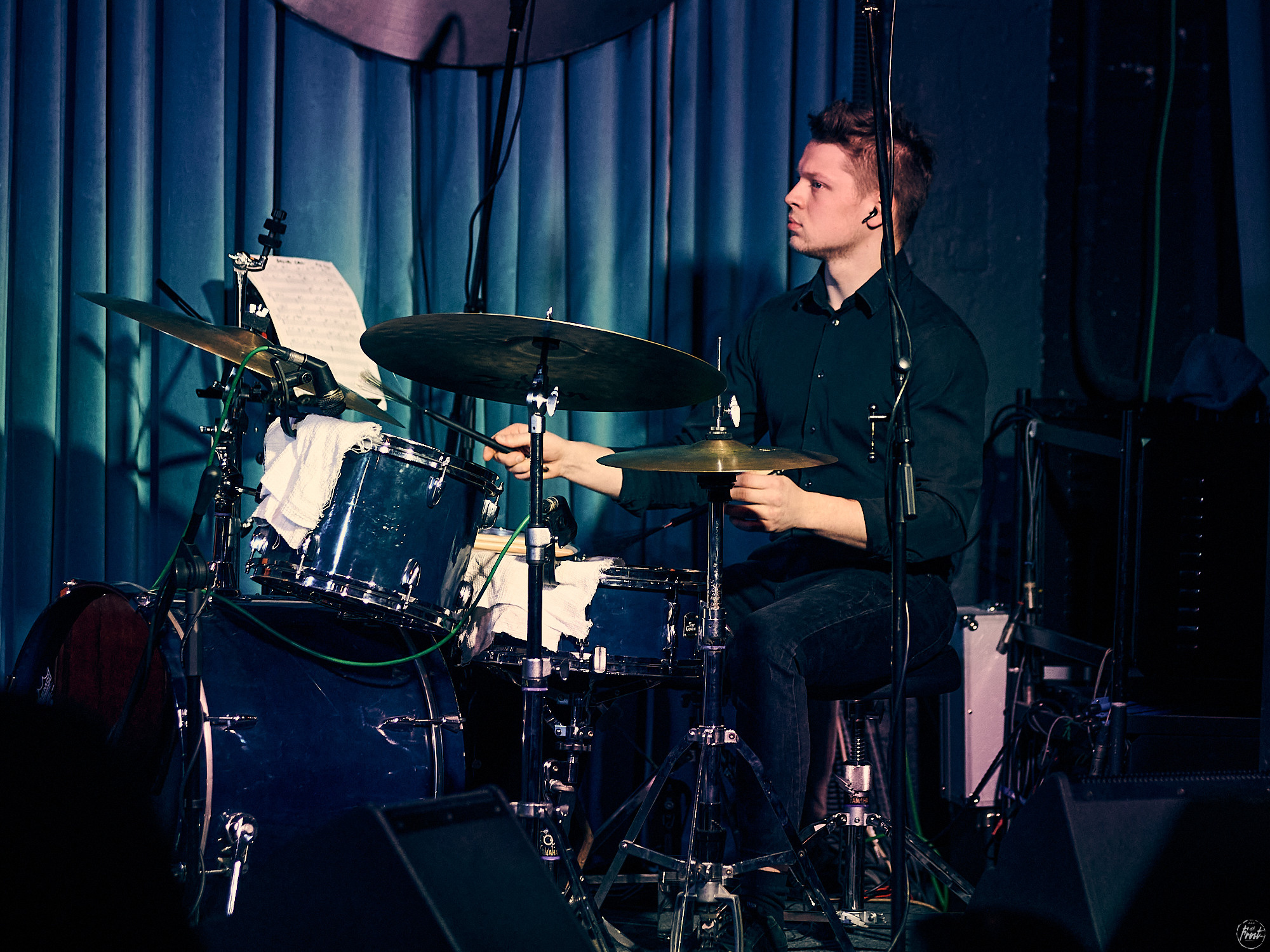 Концерт турецкой певицы Сибель Кёсе в джаз-клубе EverJazz. Фотографии отовсюду и обо всем