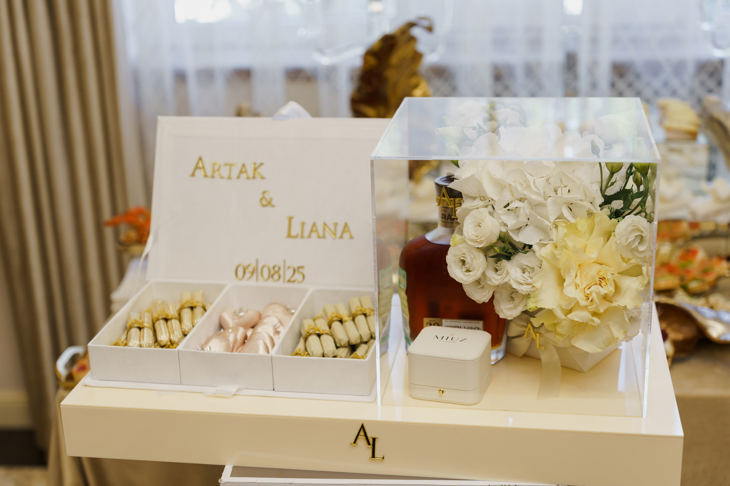 Сватовство в Краснодаре от лучших свадебных фотографов и операторов ТВИНС СТУДИО. ТВИНС СТУДИО — лучшие свадебные фотографы и видеографы в Краснодаре