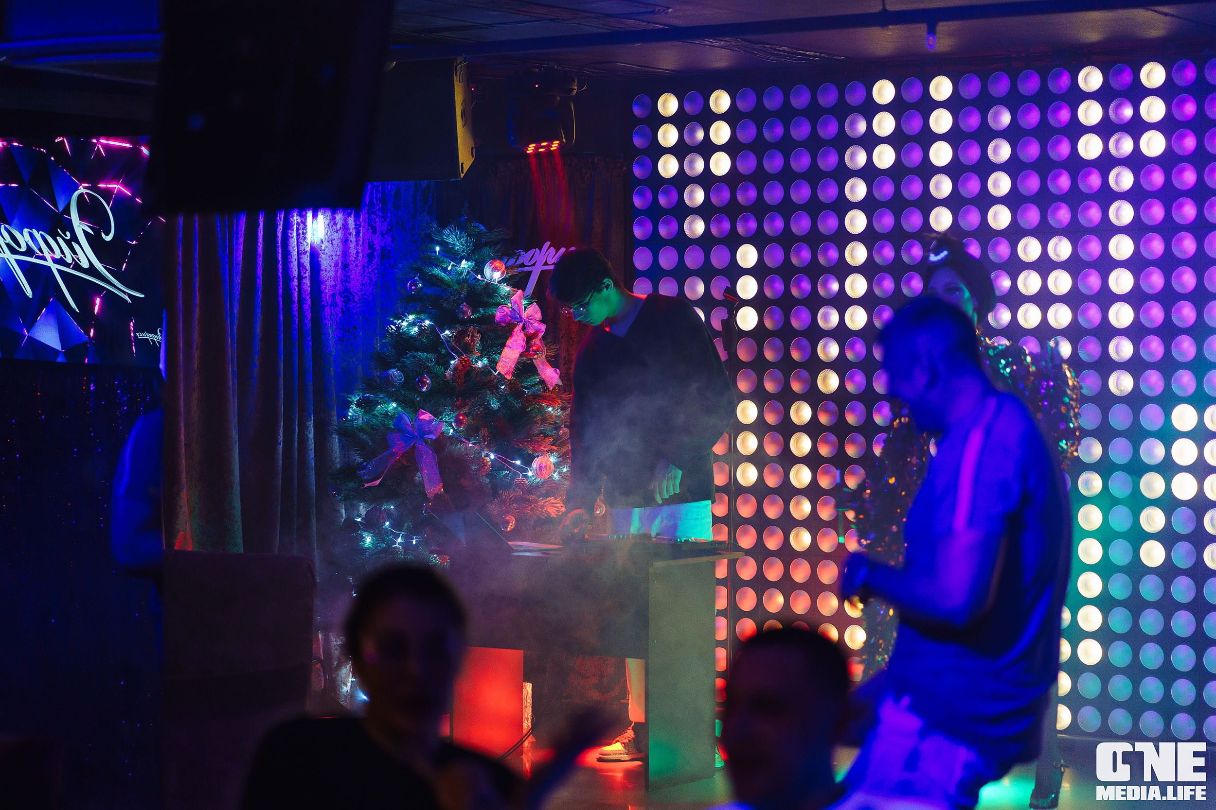 Фоторепортаж из караоке-клуба Эйфория. One Media Life: фоторепортажи, фотоотчеты с мероприятий и заведений