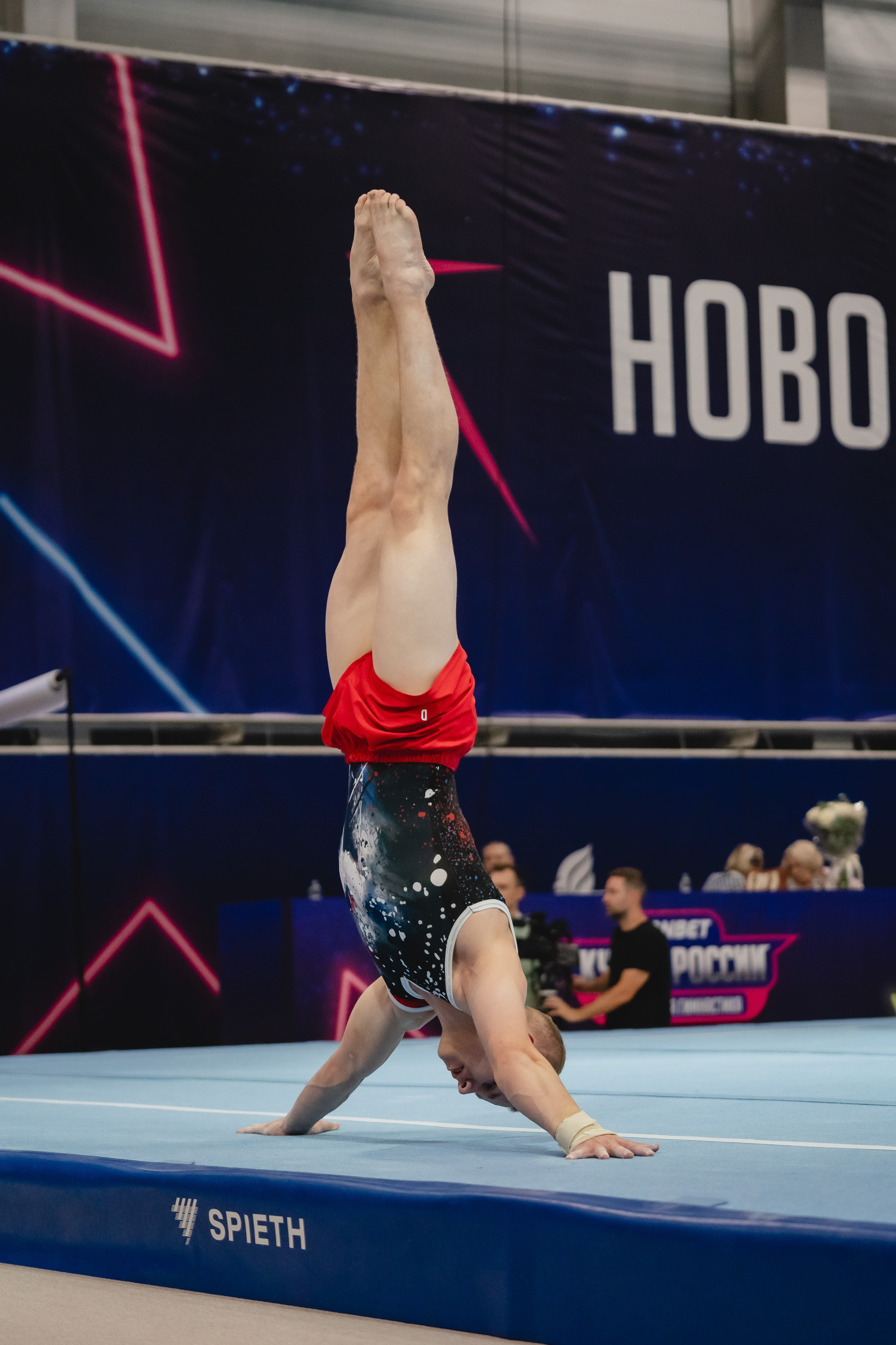 Кубок России по спортивной гимнастике. Воробьева Ксения — Спортивный и танцевальный фотограф Новосибирск