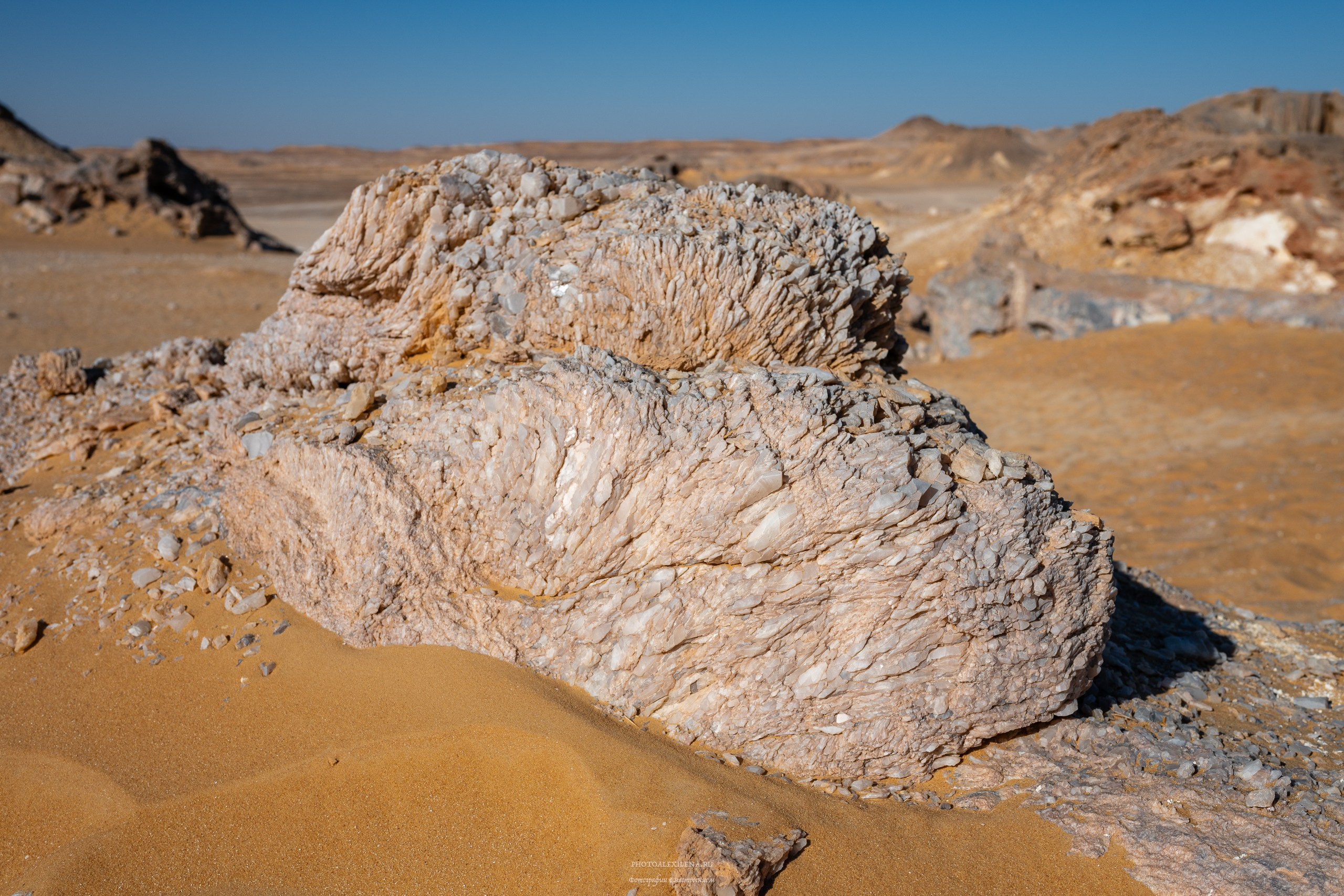 Пустыня чёрная, пустыня белая. Авторские стильные фотокартины