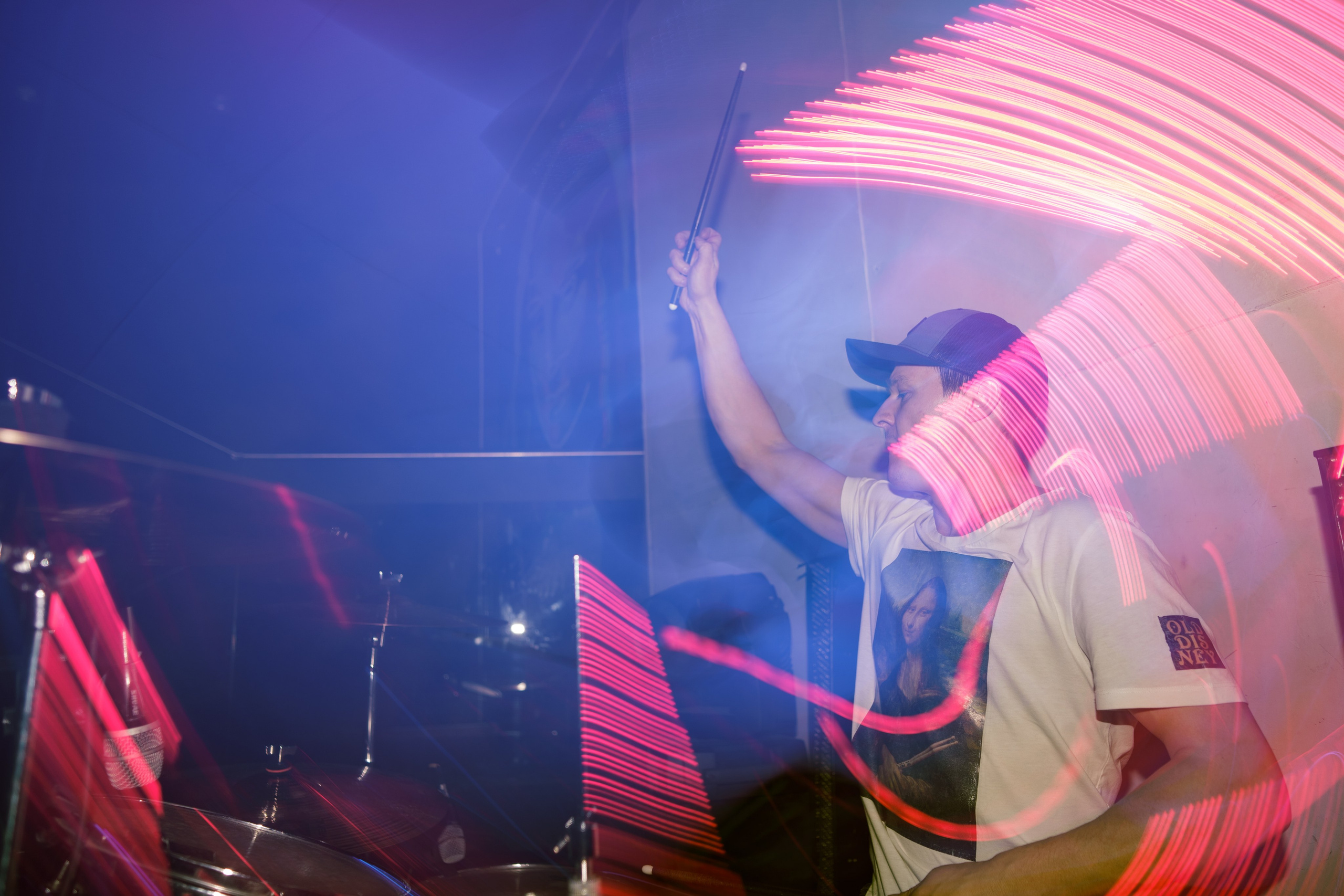 Донеал Скнарь — концертный фотограф