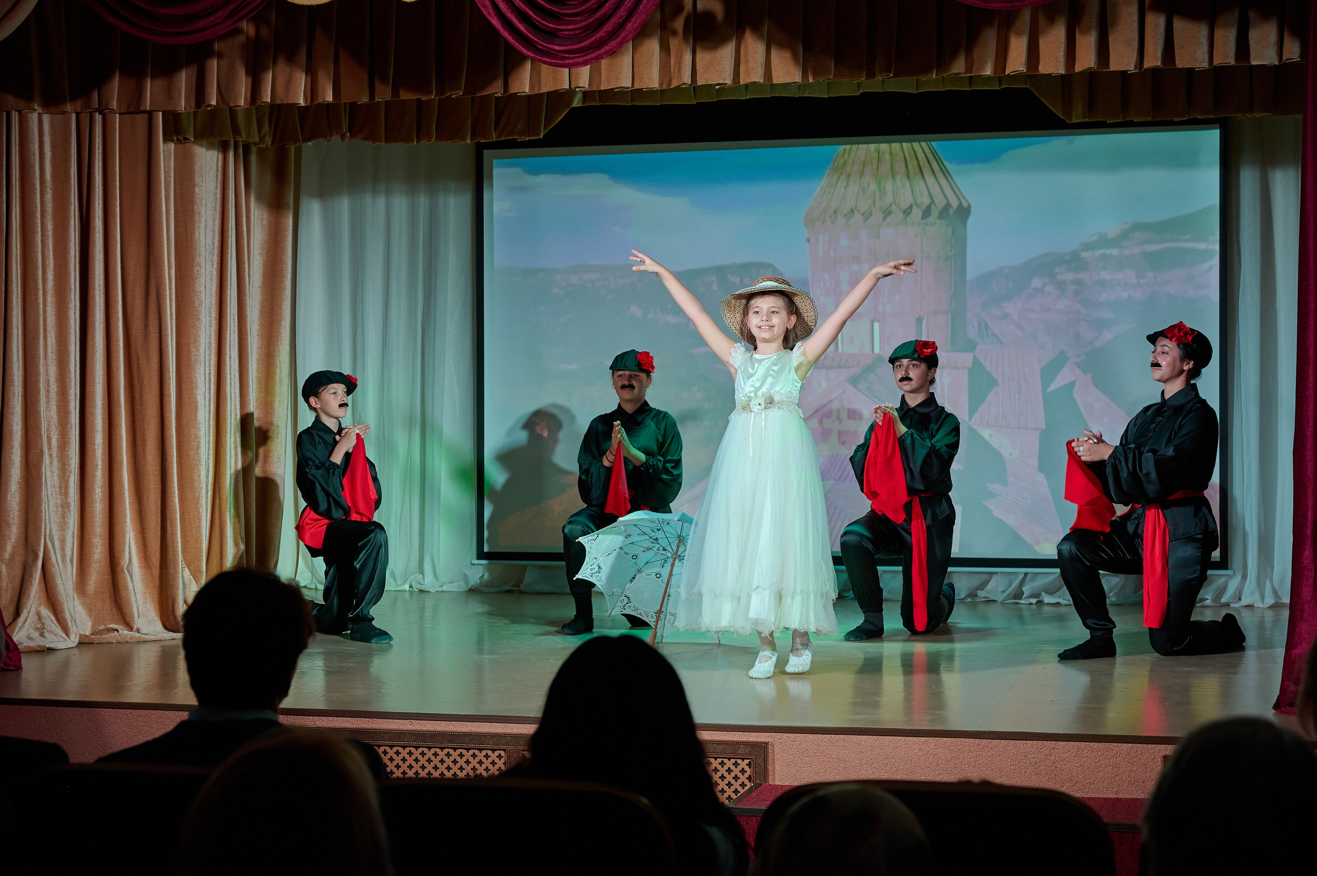 День матери ДК Виноградный. Жизнь курорта Кабардинка в фотографиях