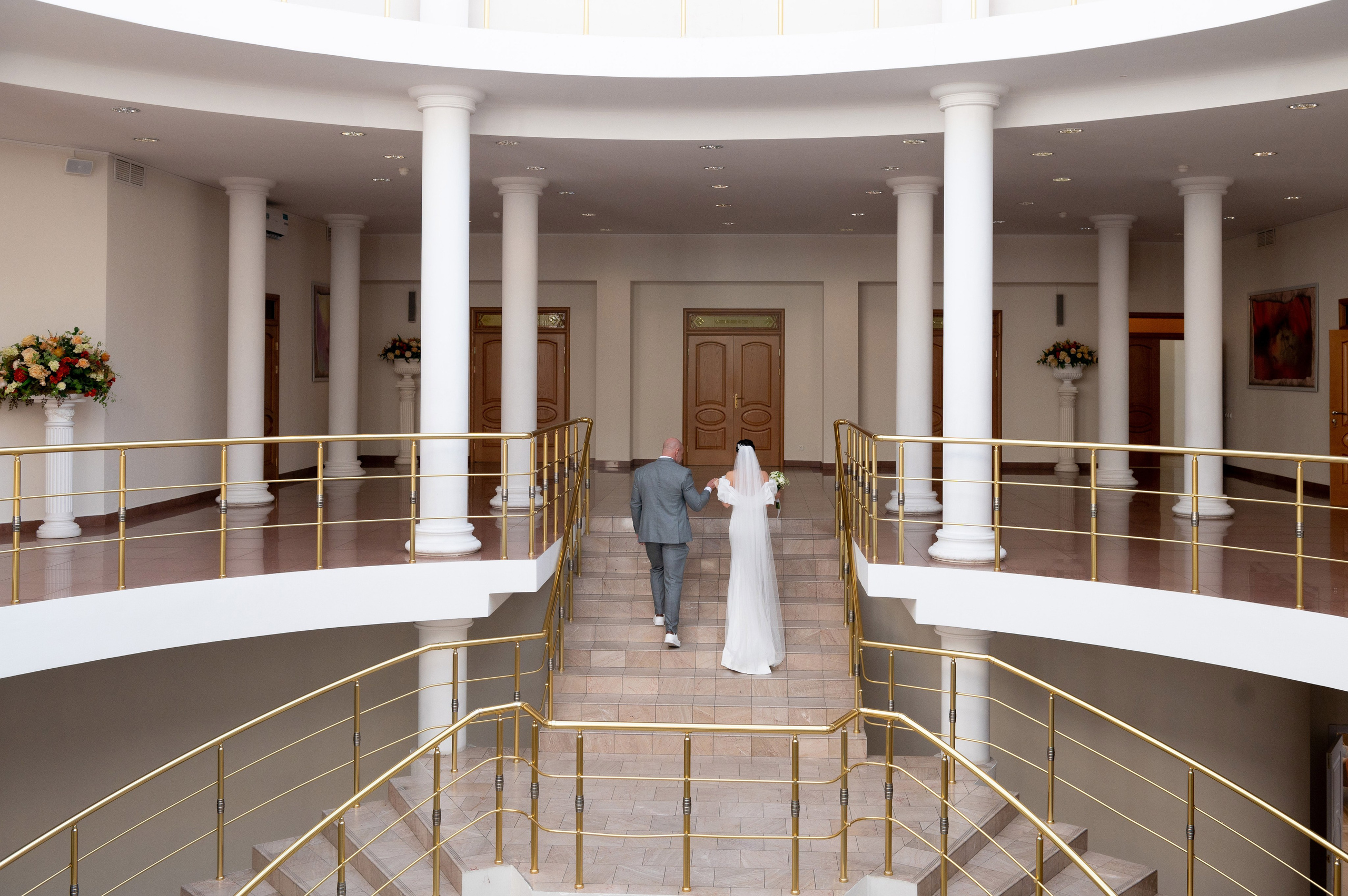 Летняя свадьба В Санкт-Петербурге и красивой выездной регистрацией Даши и Саши. Воздушная свадебная фотосессия в Петербурге. Портретный, семейный и свадебный фотограф в Санкт-Петербурге и в Пушкине Ширяев Денис