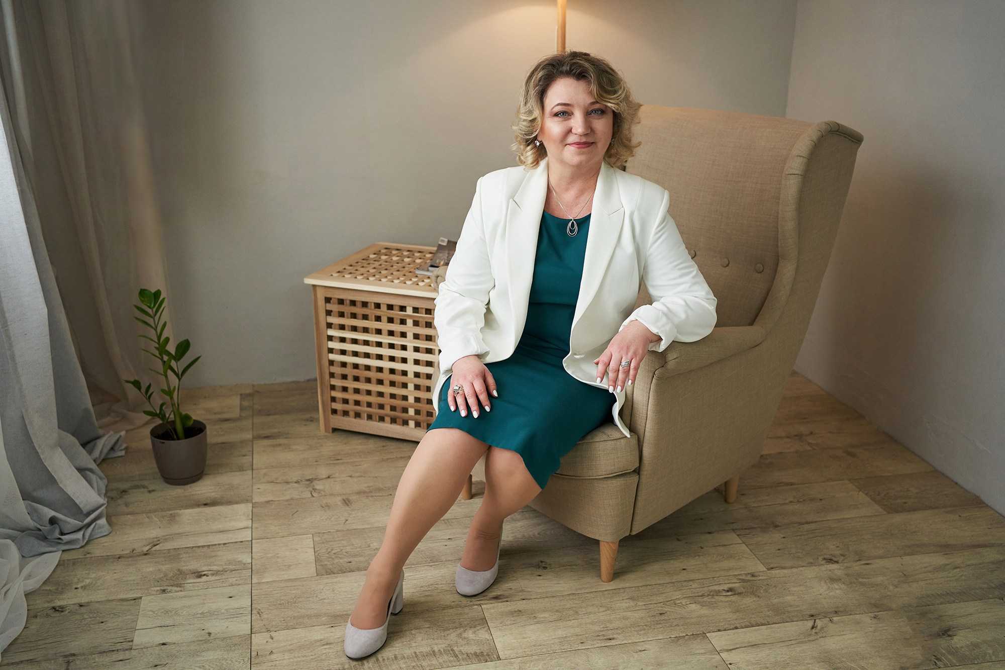 Бизнес портреты. Фотосессия эксперта. Фотограф Зайцева Надежда. Фотосессия для эксперта в Евпатории.