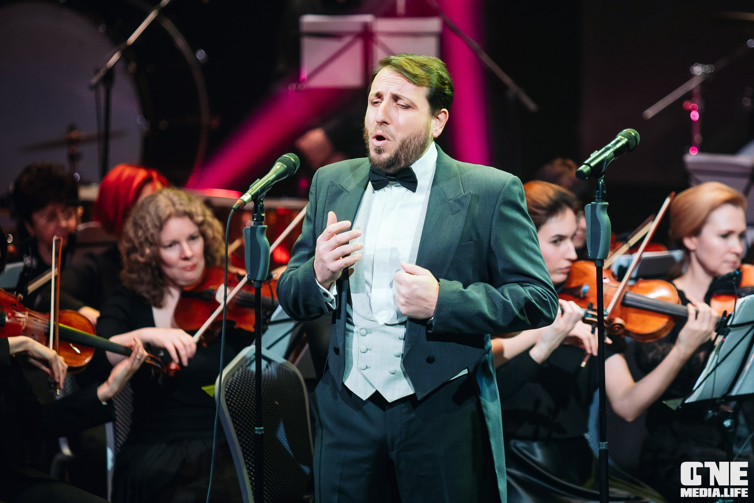 Концерт 8 марта в Янтарь холл. One Media Life: фоторепортажи, фотоотчеты с мероприятий и заведений