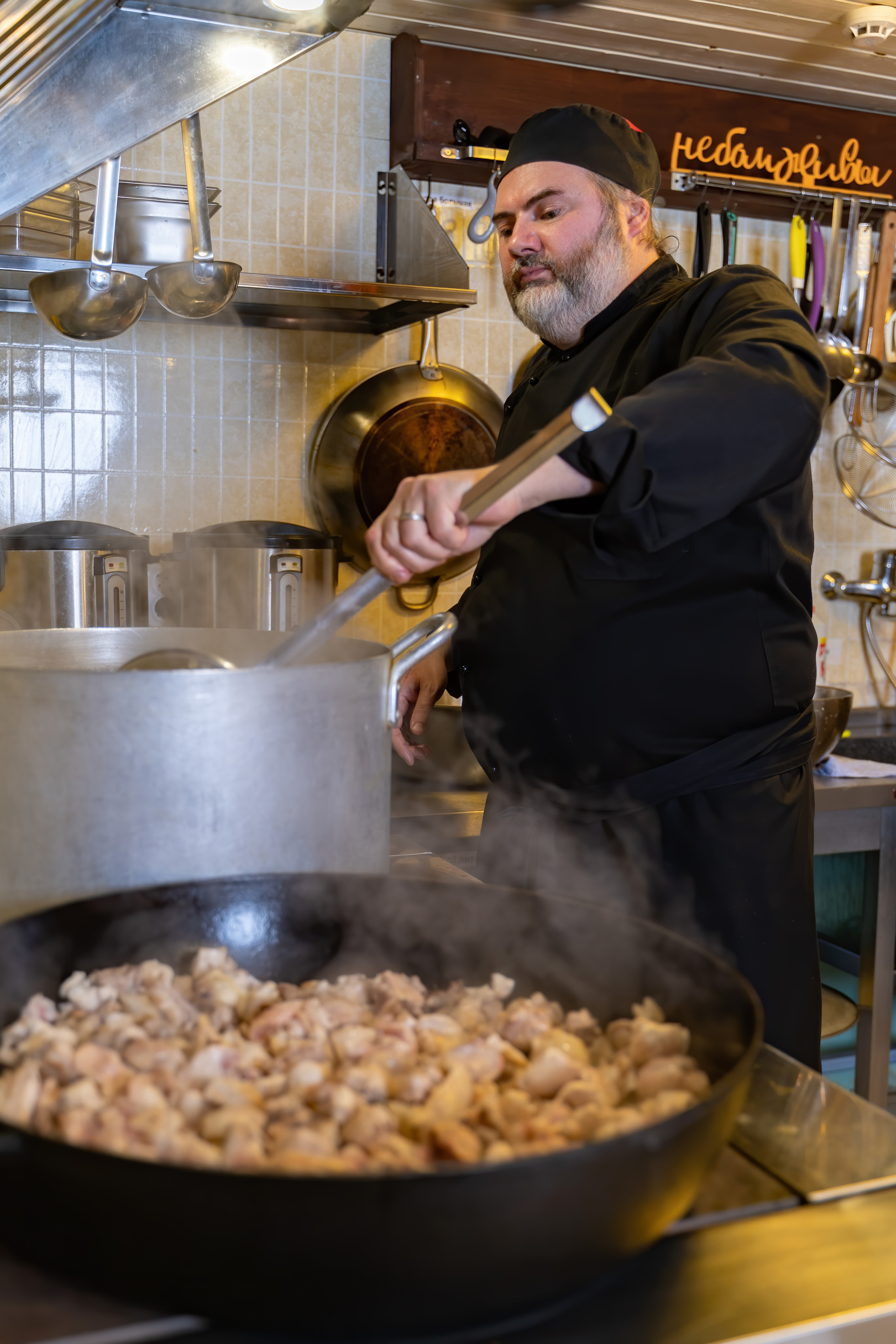 Мастер — класс от известного шеф-повара Олега Ольхова. Творческий фотограф Артур Блаев