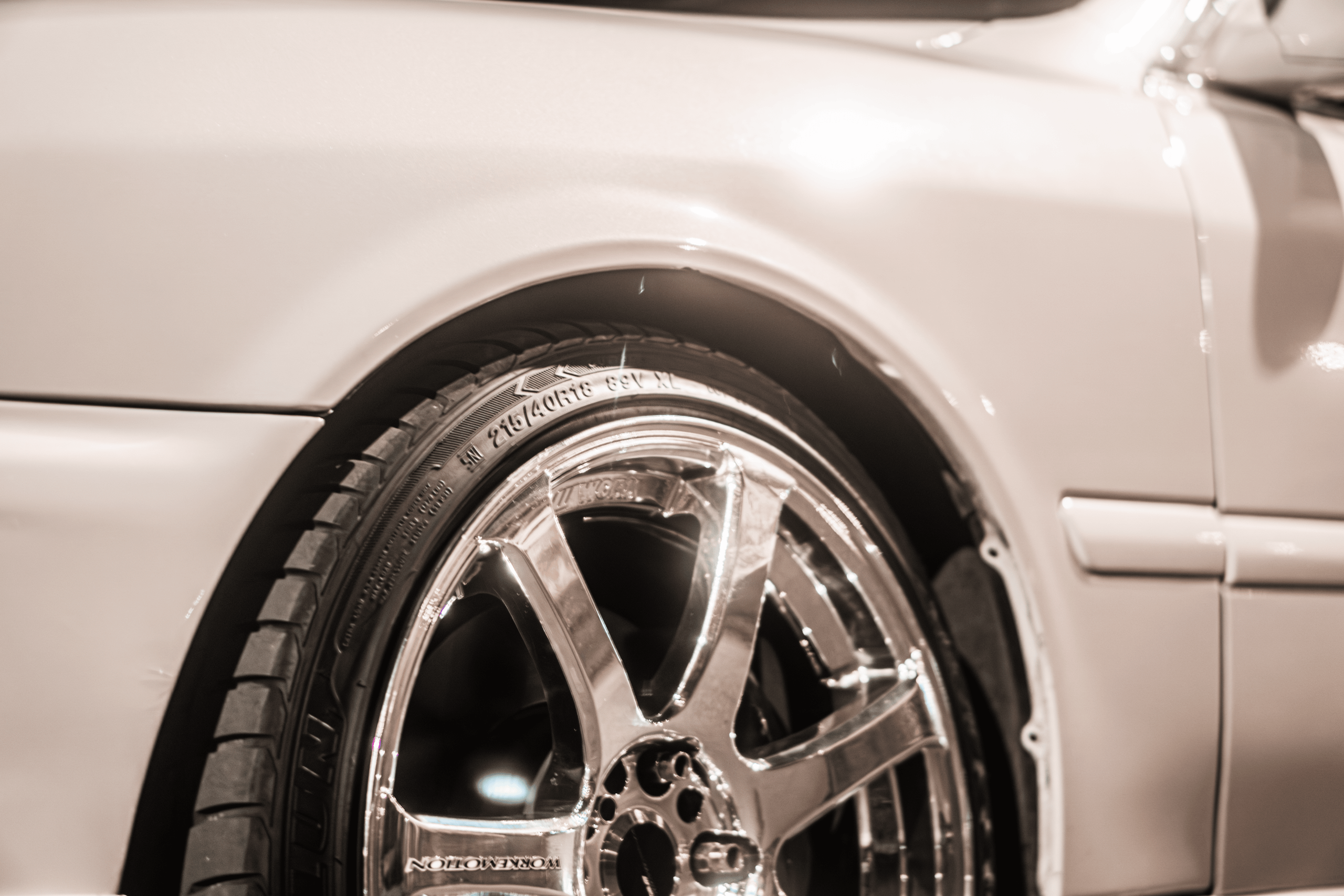 Toyota Chaser JZX100: белая жемчужина