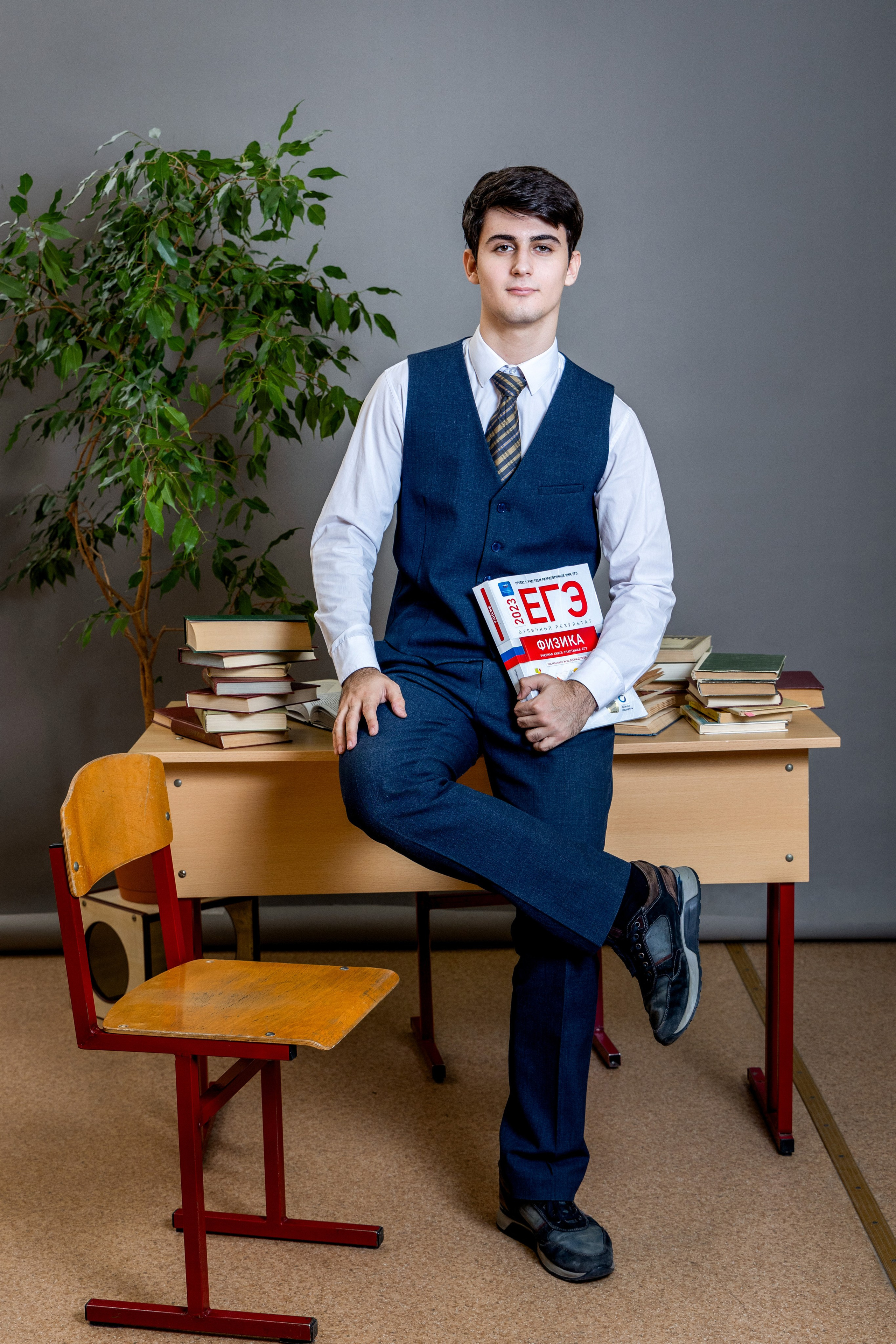 СТАРШАЯ ШКОЛА. Выпускные альбомы Москва Московская область Ирина Чугайнова