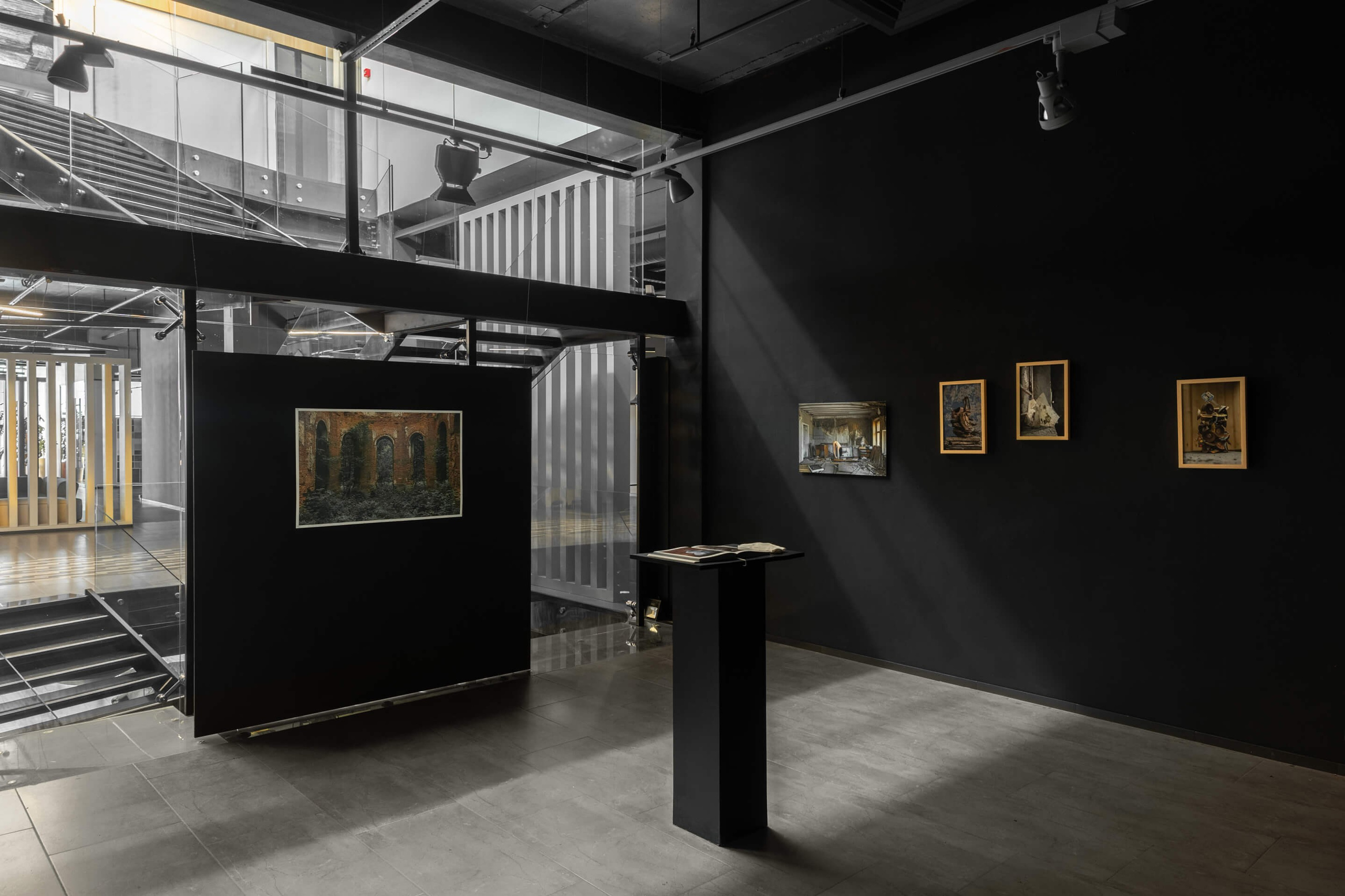 Живое, мёртвое, спутанное