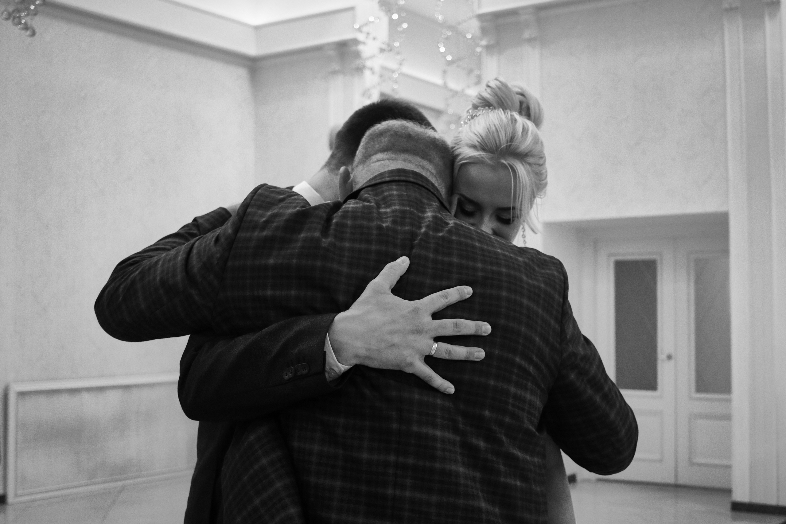 Они залезли на трактор…. Свадебный фотограф Анастасия Лахтионова