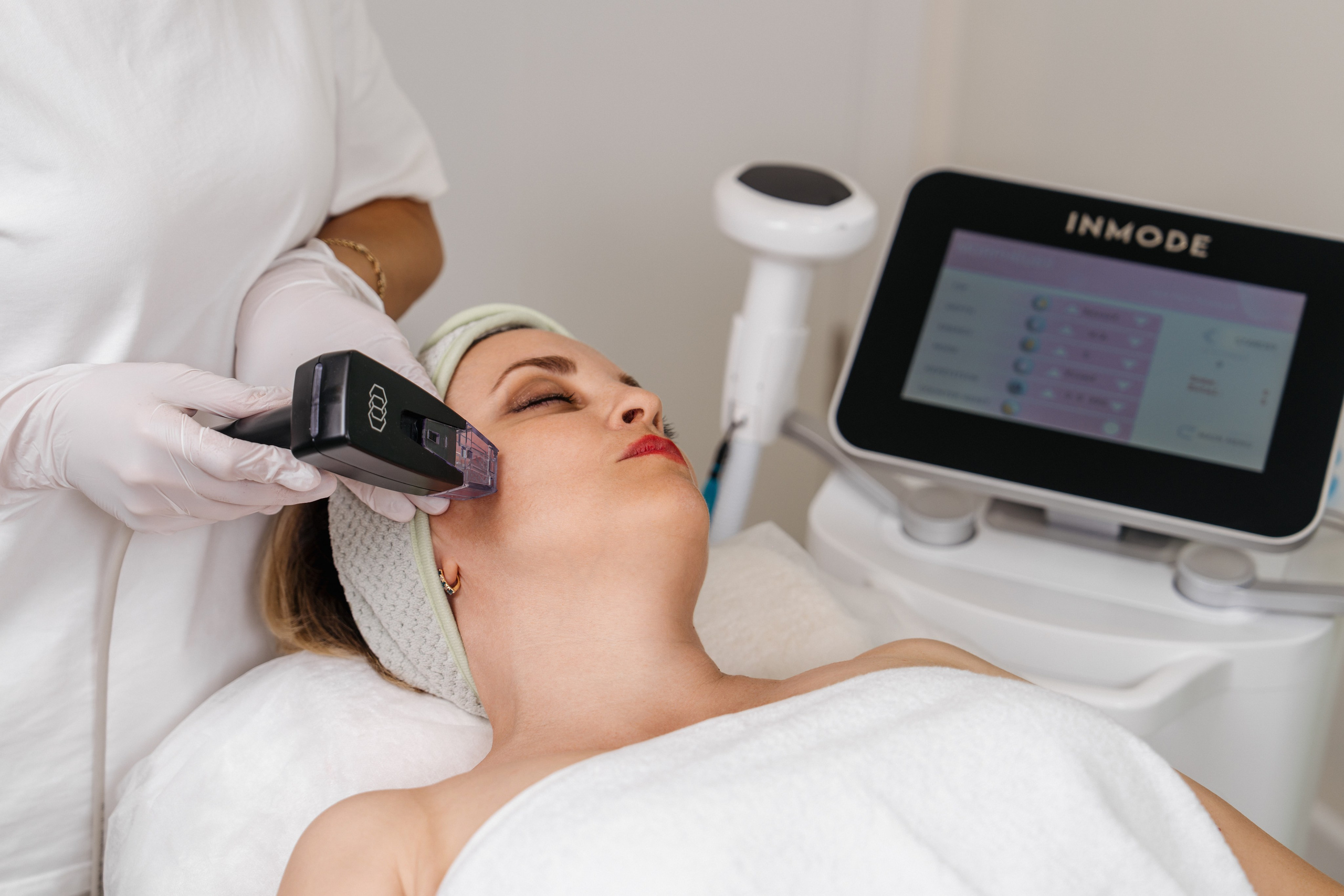 Клиника косметологии СЭТ. Святослав Буньков | фотограф