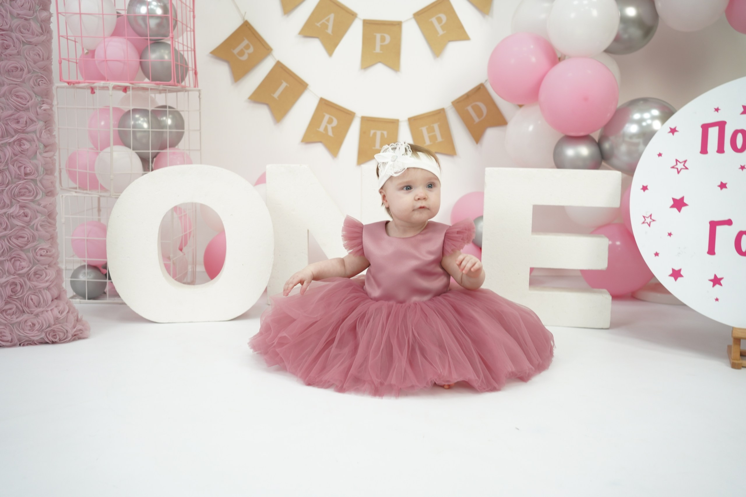 Наши Новые Фотозоны. Детская Фотостудия ГОДОВАСИКИ в Санкт-Петербурге фотосесия на годик