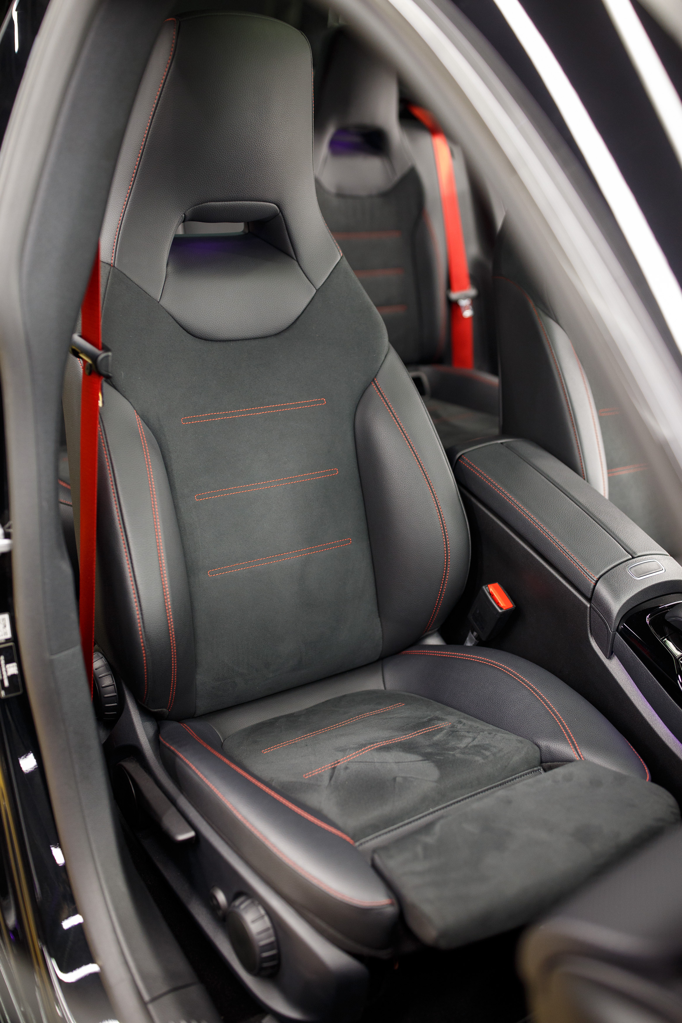 Фотосессия автомобиля для продажи. Фотограф — Евгений Свистков