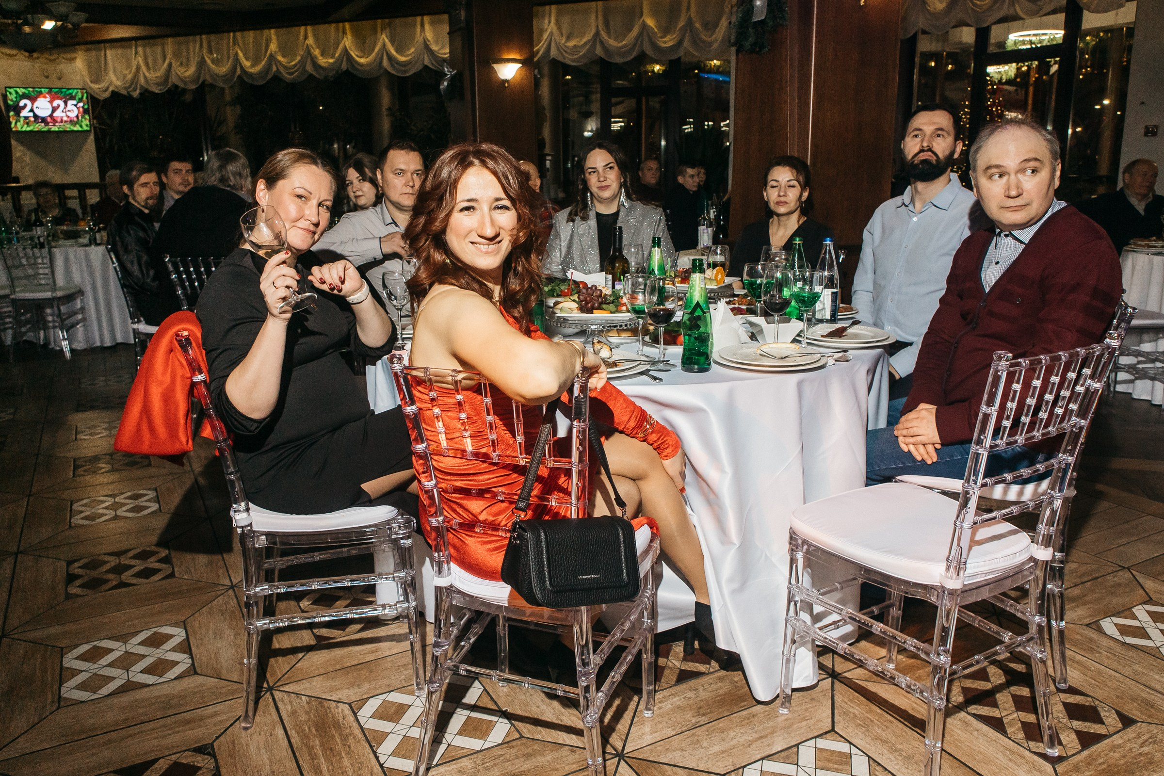 Хороший репортажный фотограф на корпоратив в Питере