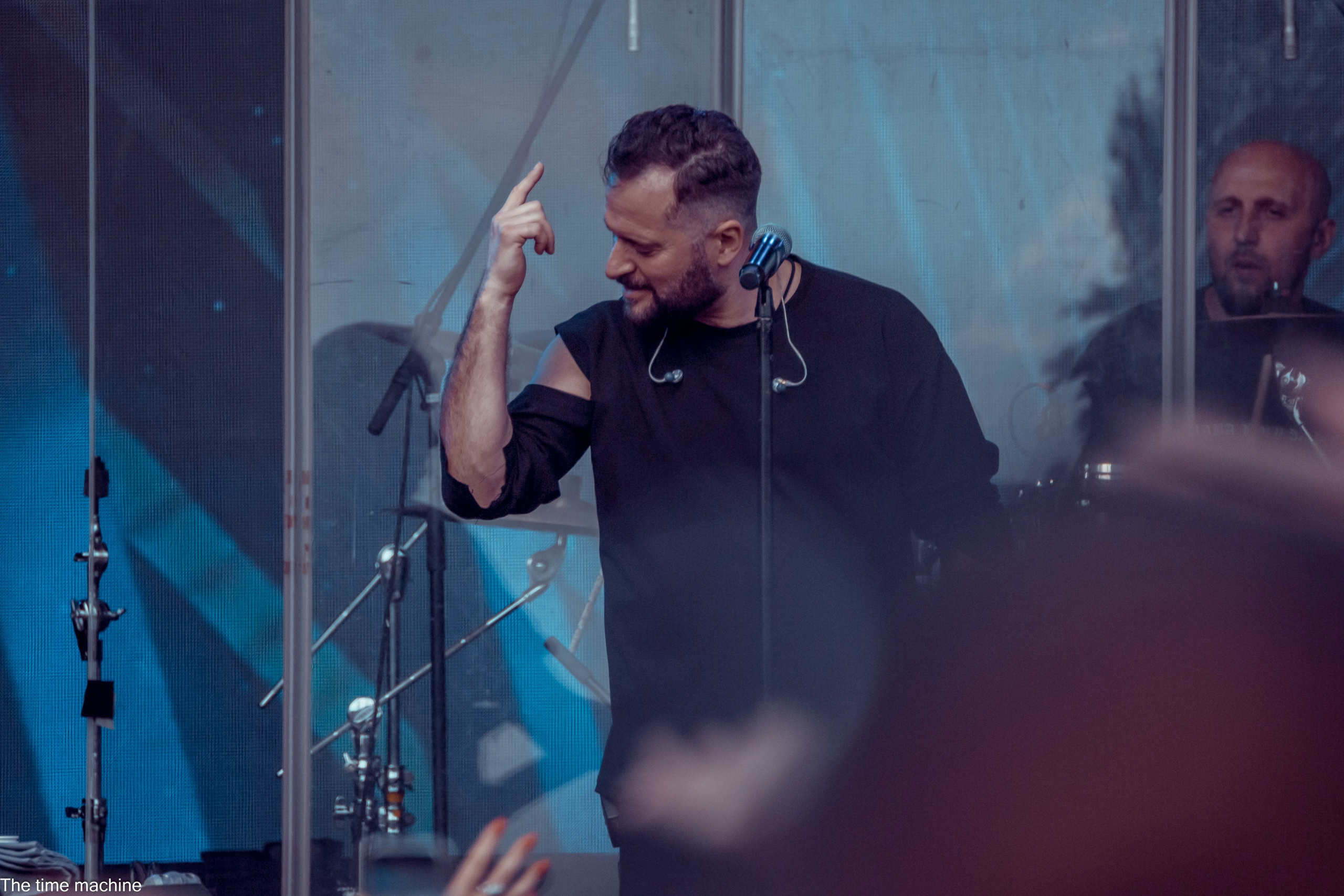 Концерт певца Ираклия Veer Mall 31.05.25. Фотограф для маркетплейсов Михаил Бове