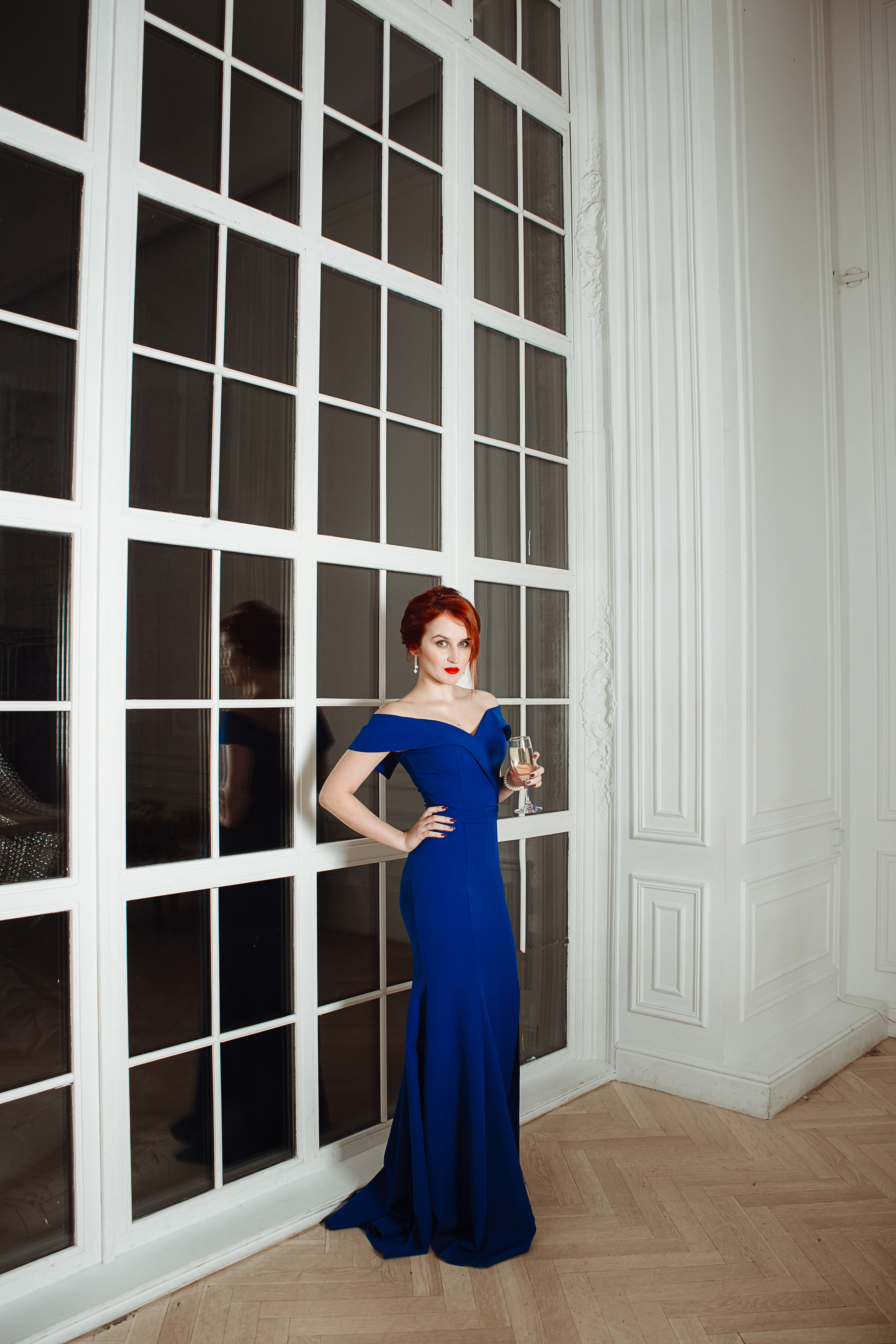 фотосессия в студии, фотограф, Москва, Катерина Сысуева, Рина Сысуева, Екатерина Сысуева, женский фотограф, Москва, фотографы женского портрета, лучшие женские фотографы, позы для фотосессии для девушек, фотосессия девушки, фотосессия для женщины, новогодняя фотосессия в студии, новогодняя фотосессия фото, новогодняя фотосессия москва, новогодняя фотосессия луки, новогодняя фотосессия 2023